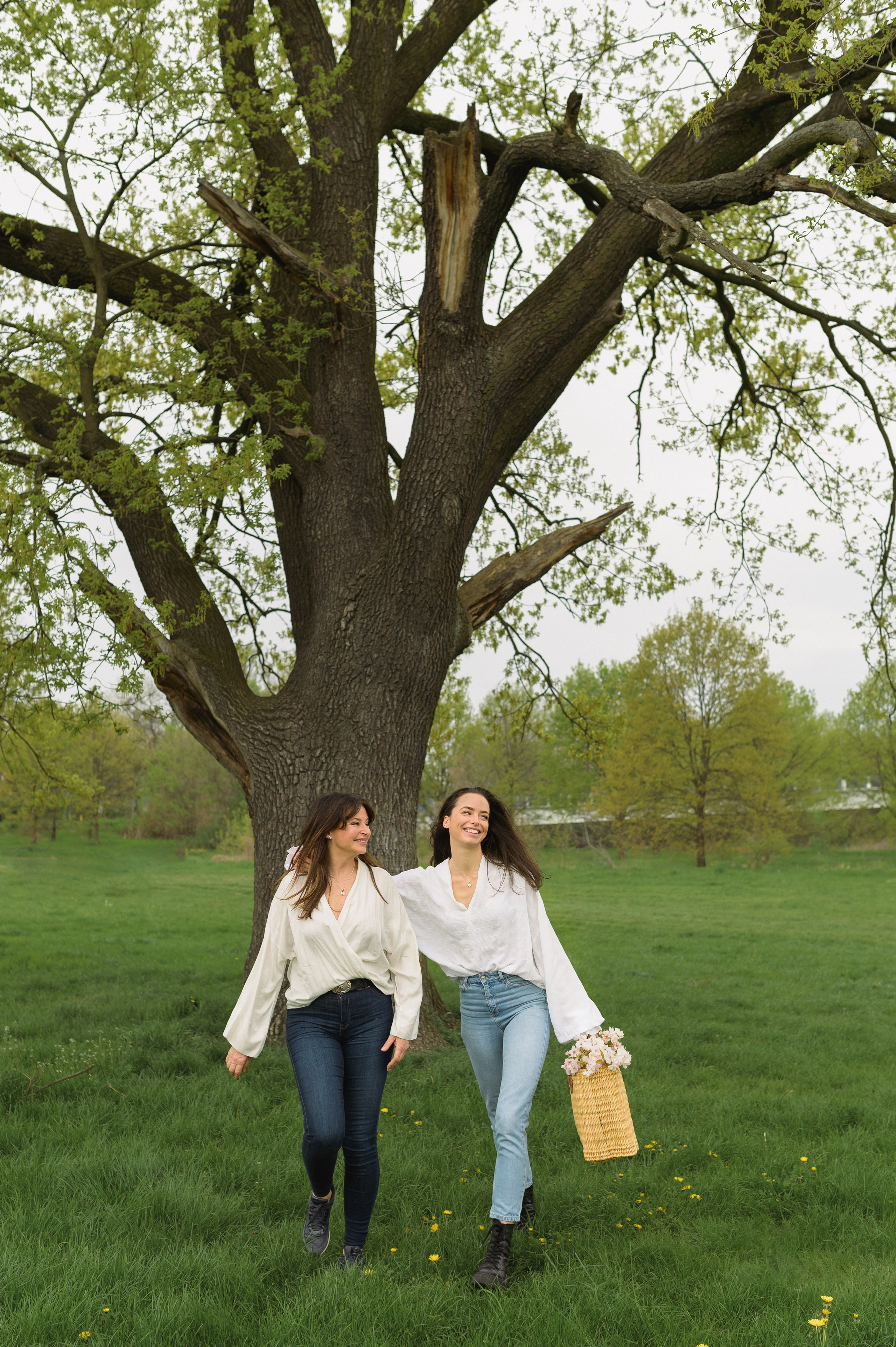 Mother and daughter, 2023. Wedding photographer in Wroclaw Warsaw Krakow Margarita Tuleiko