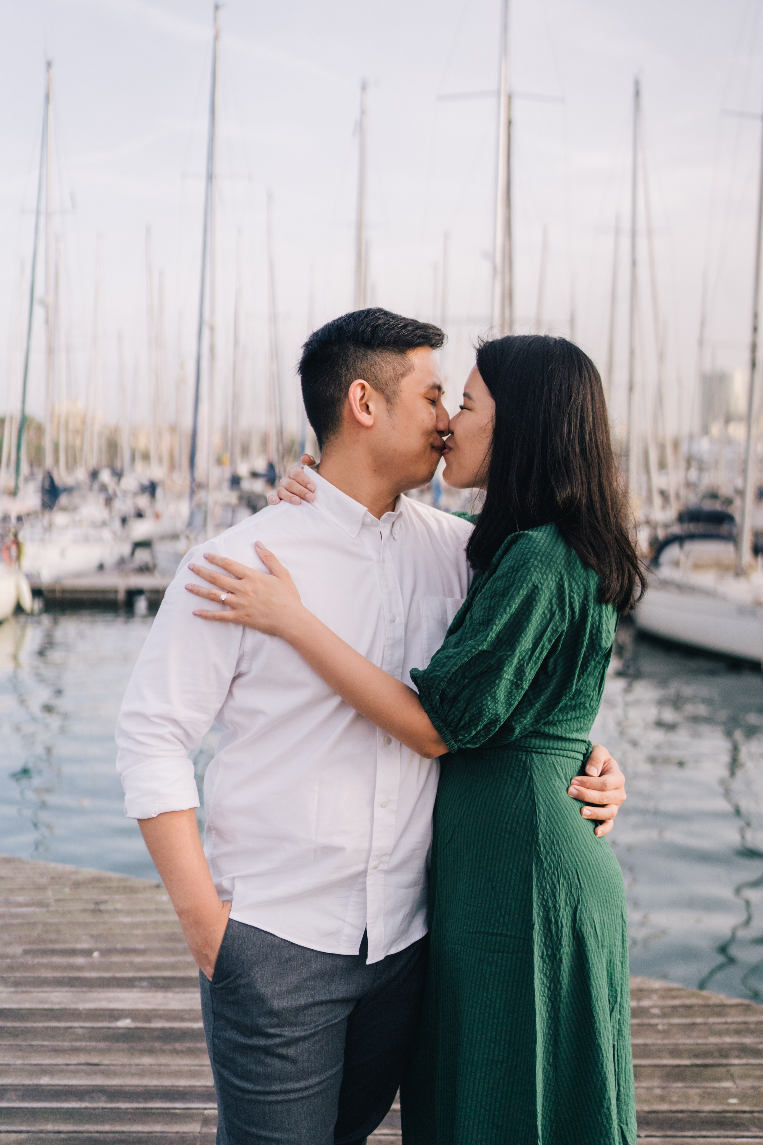 LoveStory in Gothic Quarter. Photographer Kristina Dorina