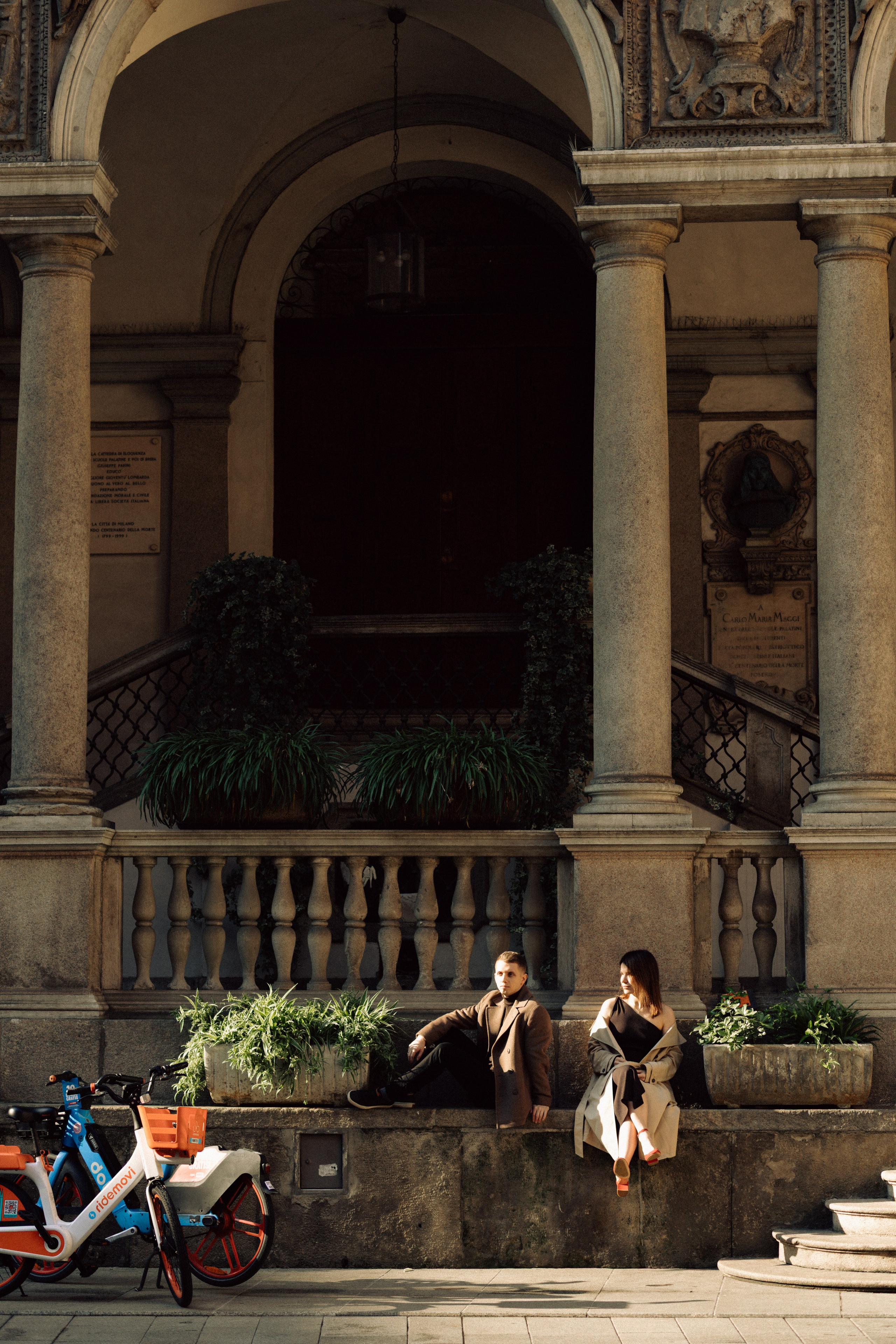 Love Story in Milan. Liza Bizzaro — Italy Wedding, Love Story & Portrait Photographer in Milan, Turin, Piedmont and Across Italy