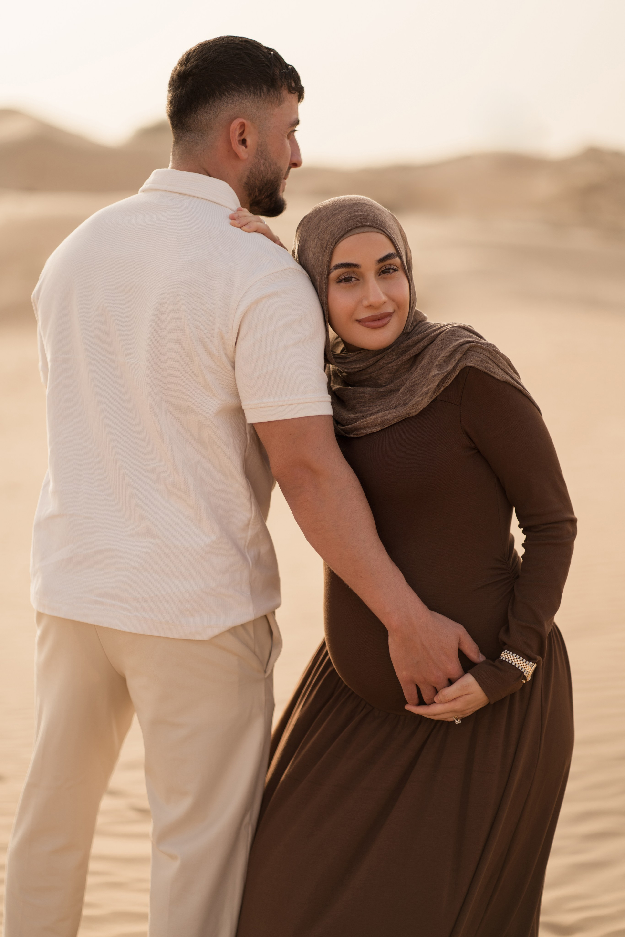 Whispers of love. Angela Iakovleva — Family Photographer in Dubai
