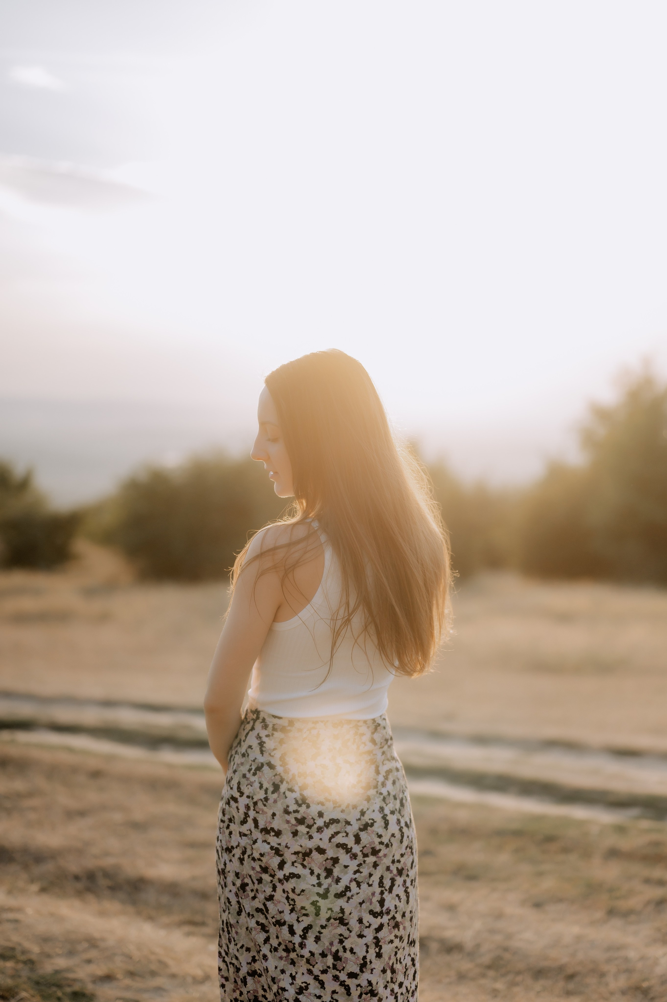 Sedinta foto in natura la apus. Proud Vision Weddings | Wedding Photography & Film — Servicii profesionale Foto Video Nunta Iasi