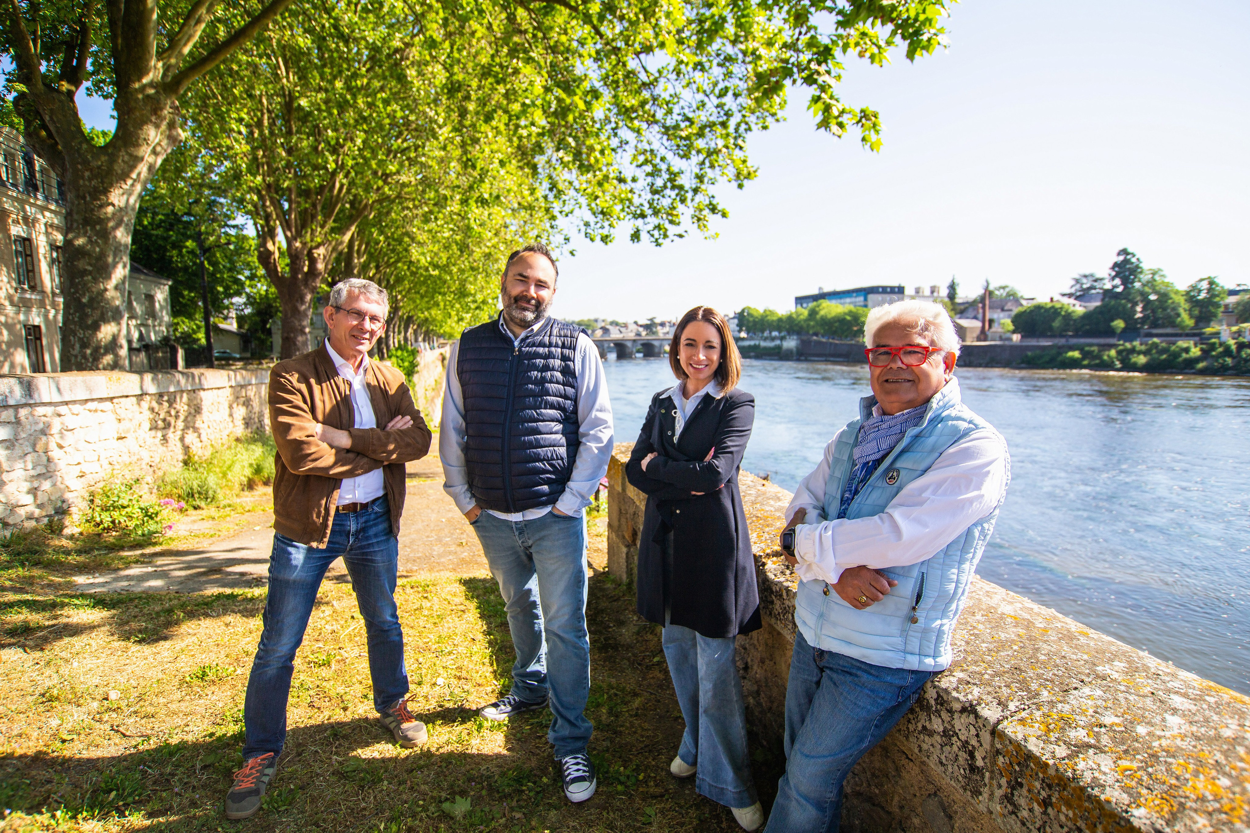 Photos d’équipe Capifrance Châtellerault. Профессиональный фотограф во Франции | Пуатье, Тур, Шательро | Семейная, портретная и корпоративная фотосъёмка
