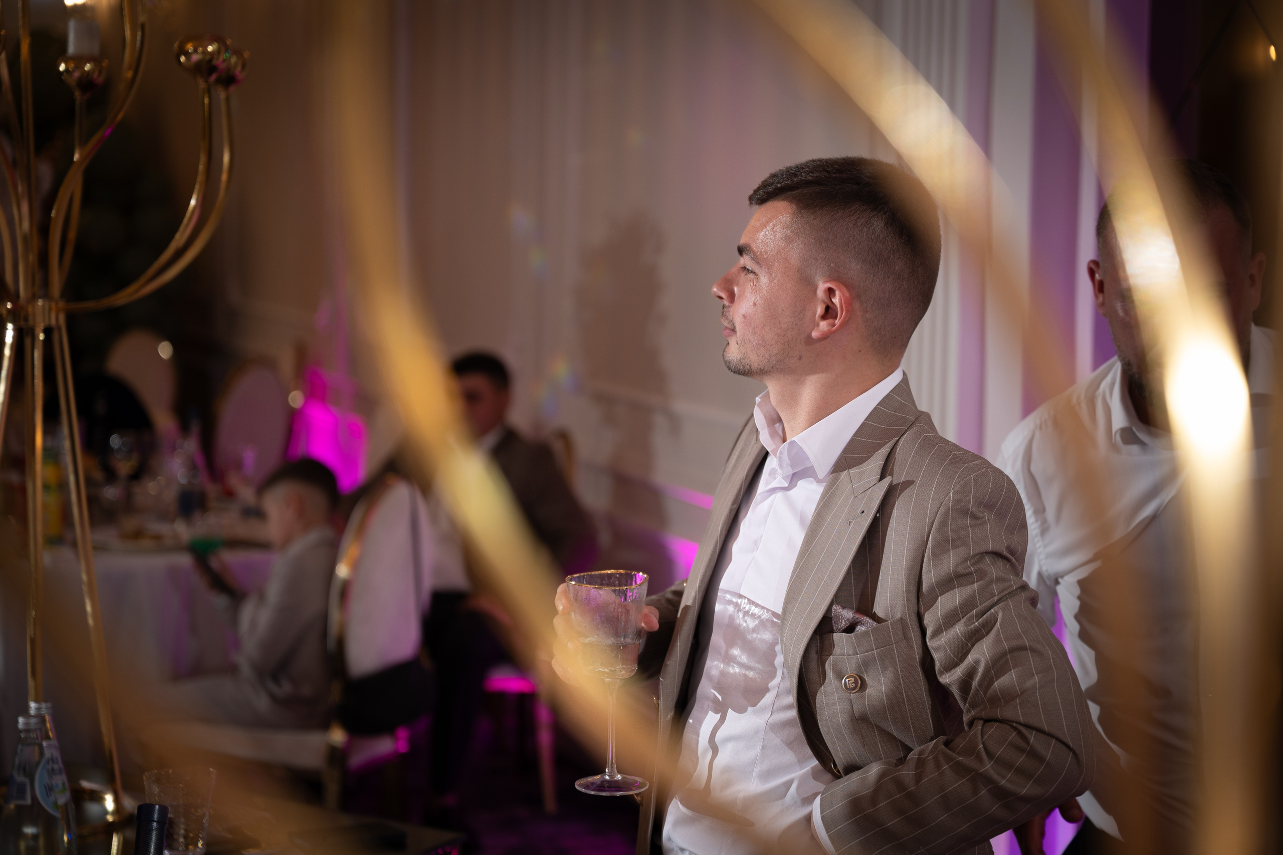 BOTEZ DARIUS. Fotograf de evenimente si portret!