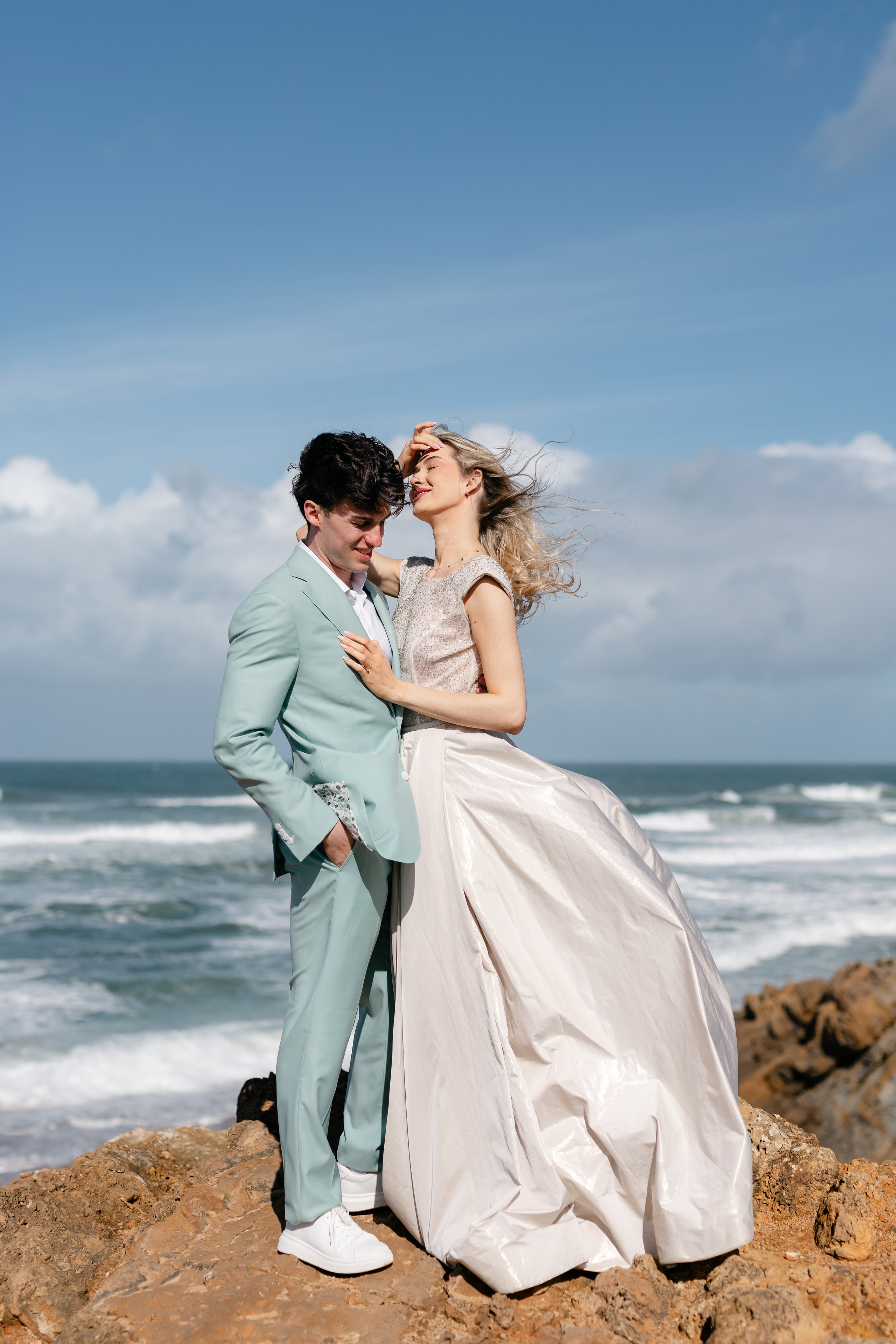 Vivien & Razvan. Main