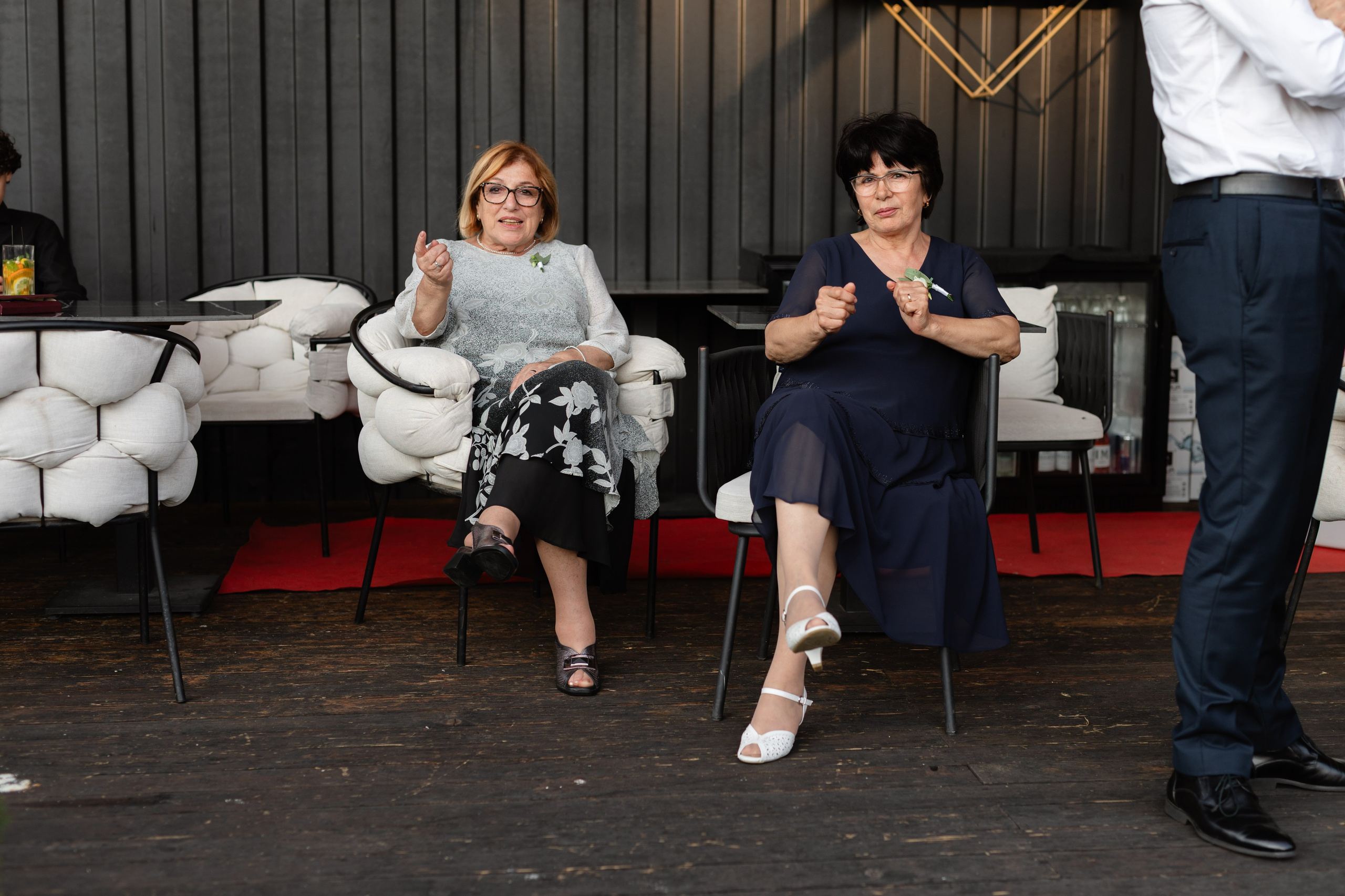 Flori & Cosmin. Main