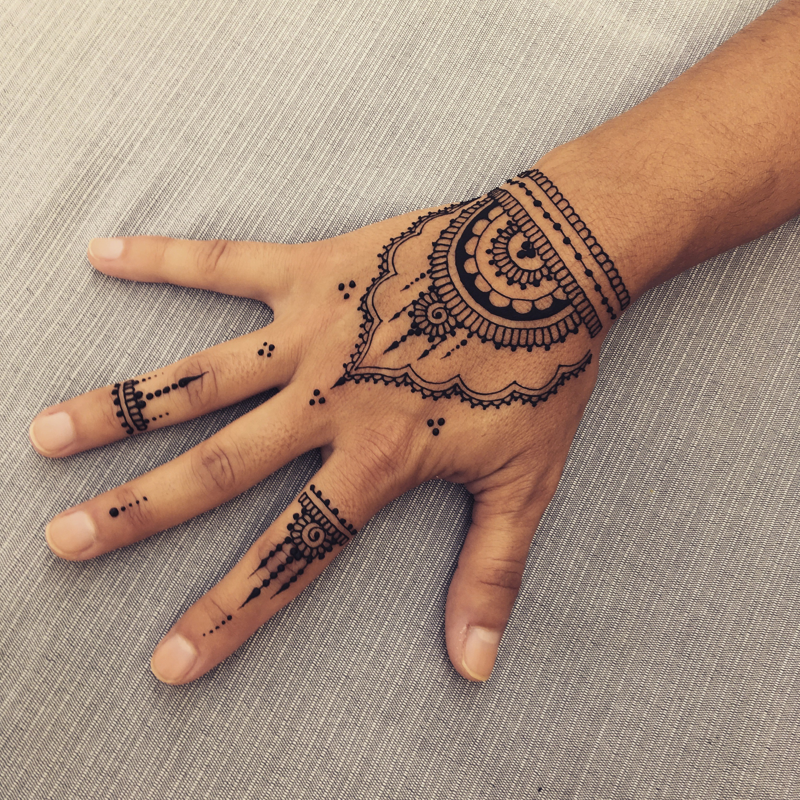 Kanapotrfolio. Numerologija. Nevrografika. Delavnice