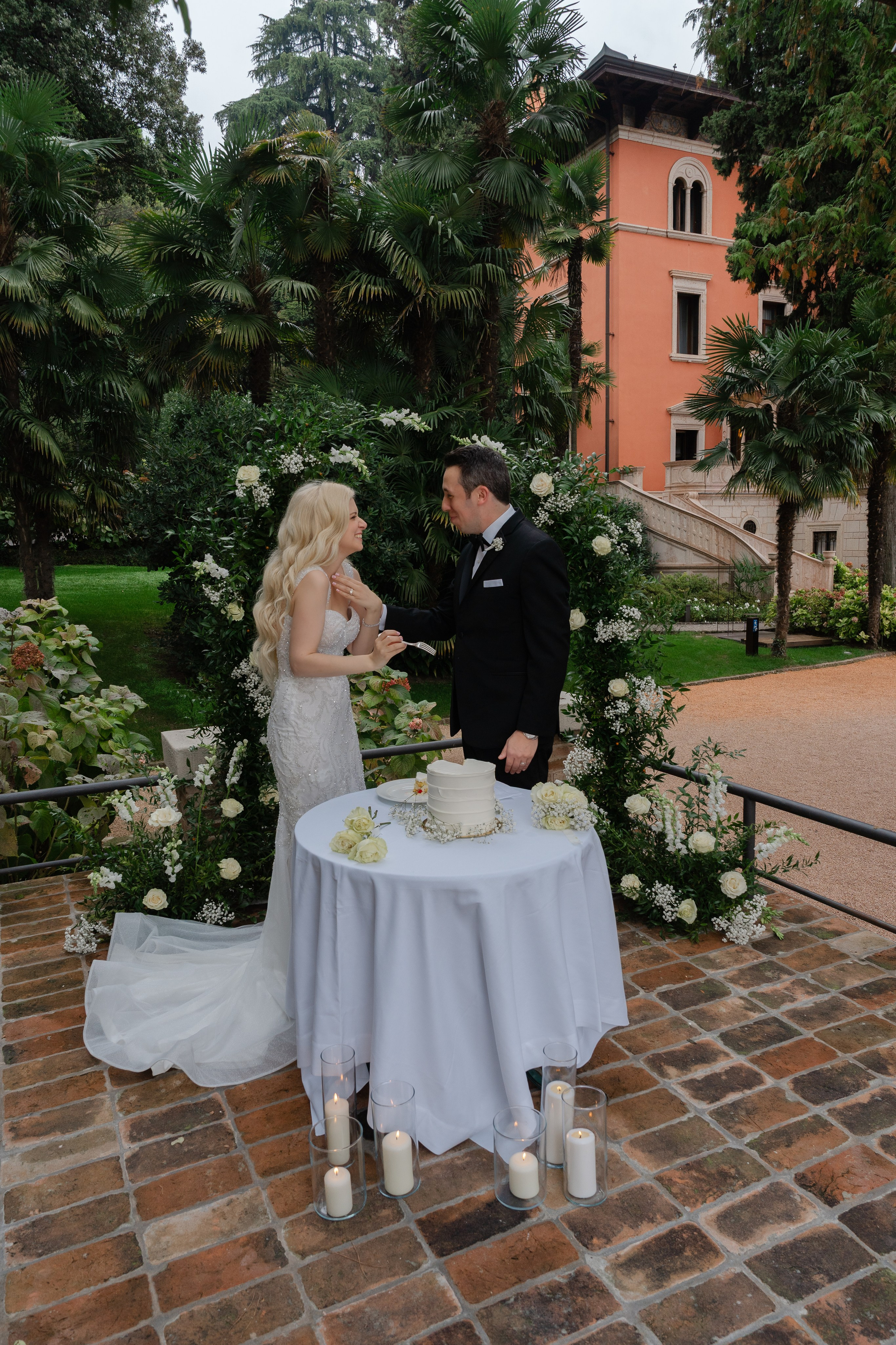 LINDSEY AND ROBERT _LAKE GARDA. PHOTOGRAPHER IN ITALY