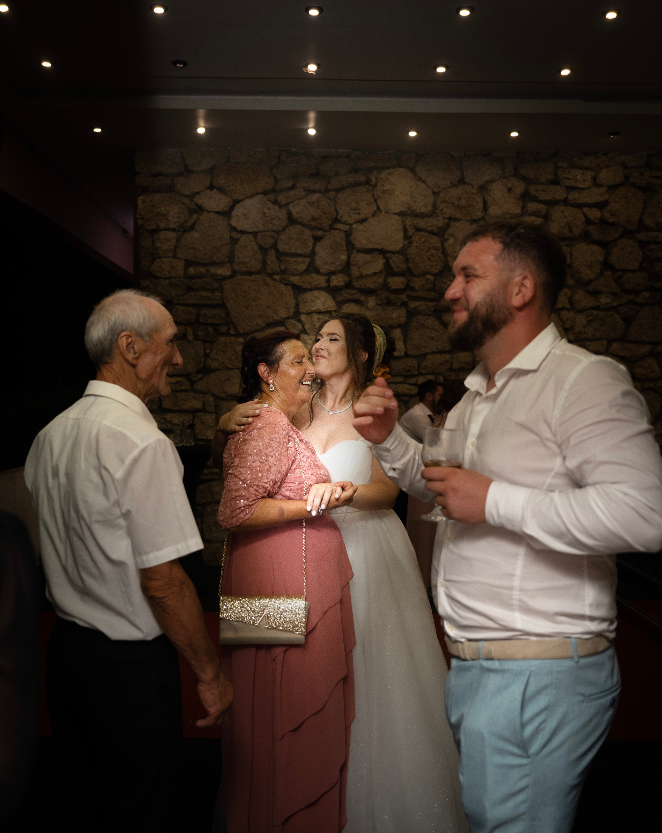 ALEX & RODICA. Fotograf de evenimente si portret!