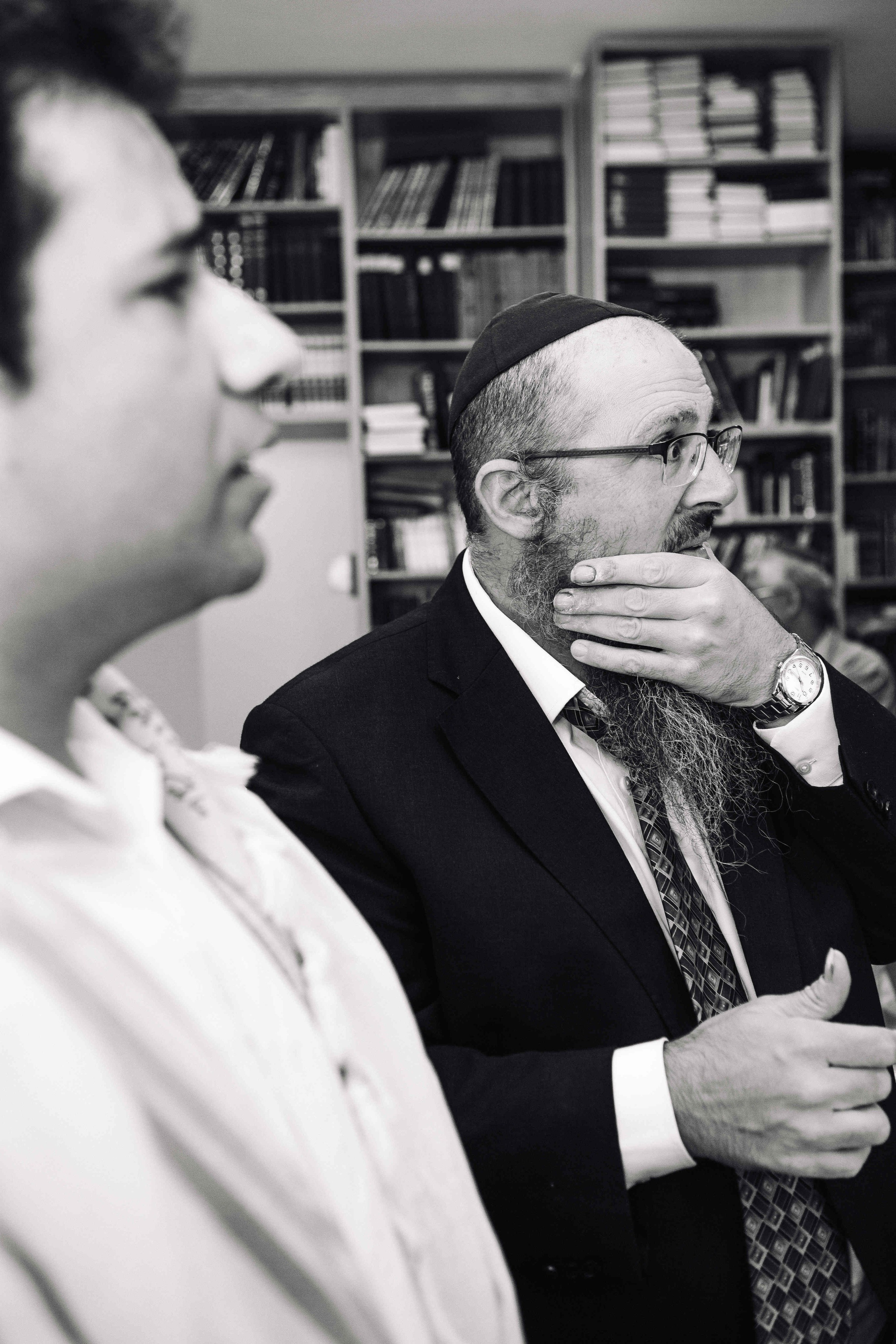 BRITH MILA IN THE SMALL SYNAGOGUE. PHOTOGRAPHER IN ISRAEL