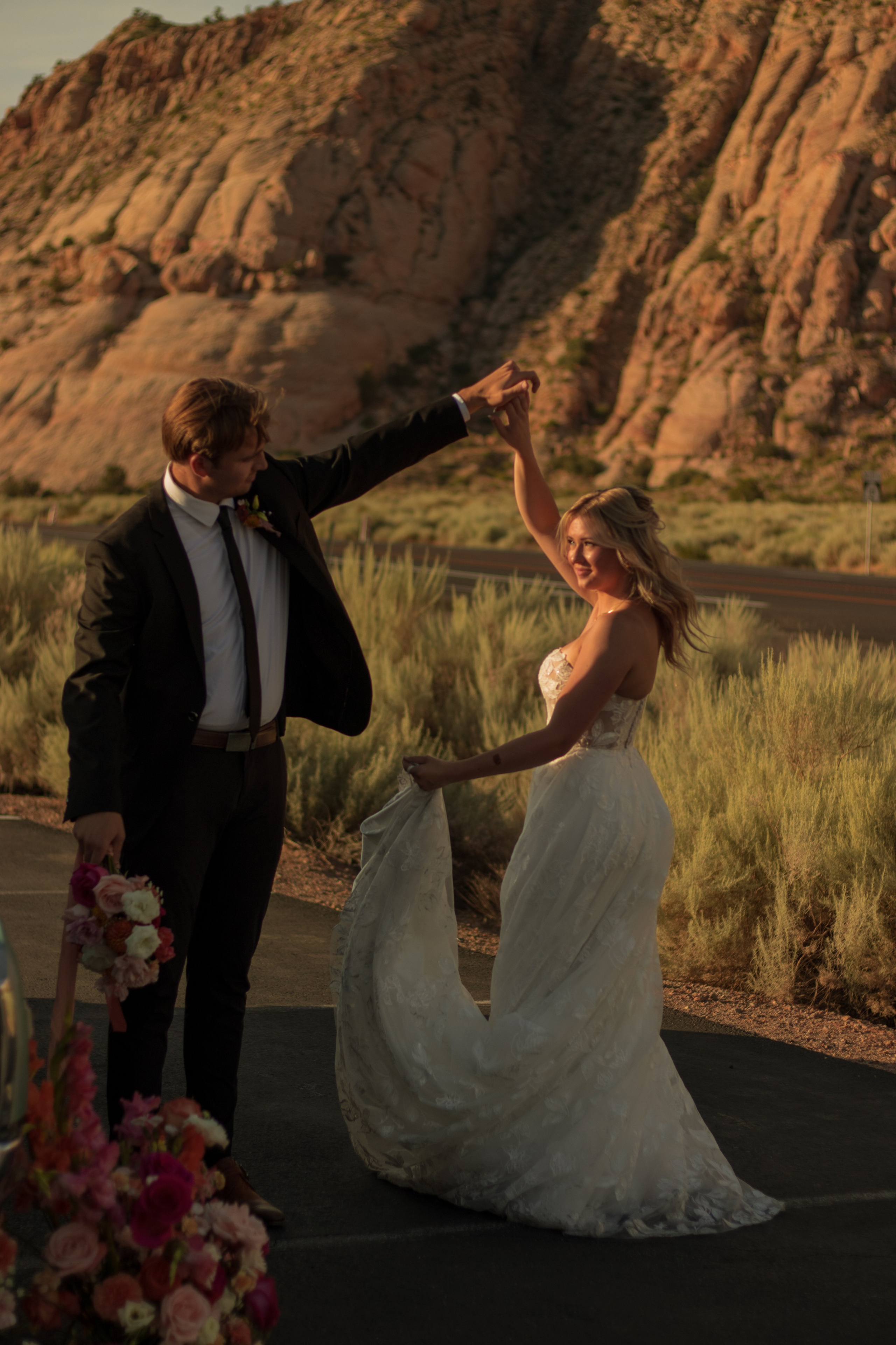 Wedding photoshoot in Southern Utah. Portrait and couples photographer in Florida, Valeriia Honcharova