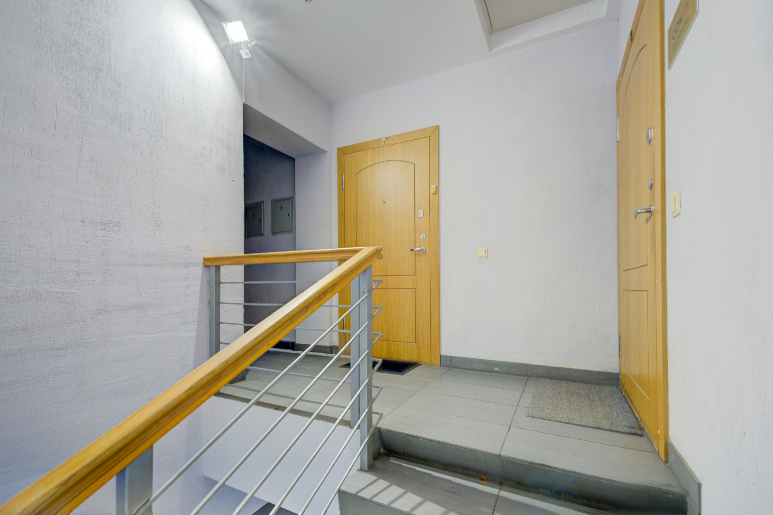 Kėstučio g. 30, komerc. patalpos. Elina Sapiega fotografė Vilniuje