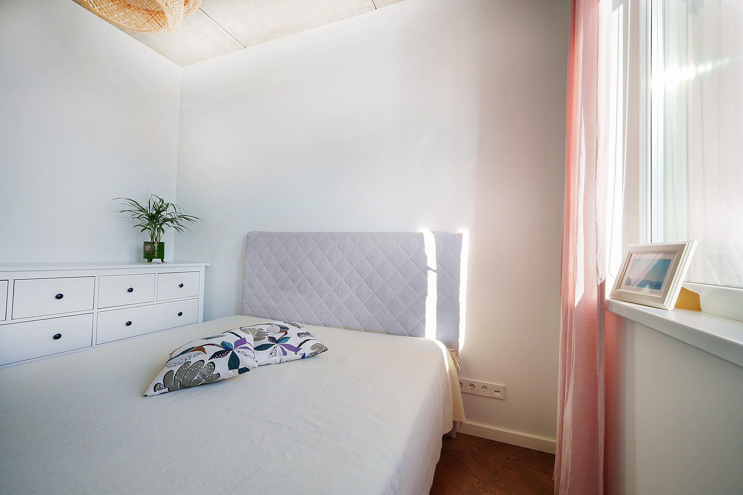 Ginetiškės, Pakonių g. Elina Sapiega fotografė Vilniuje