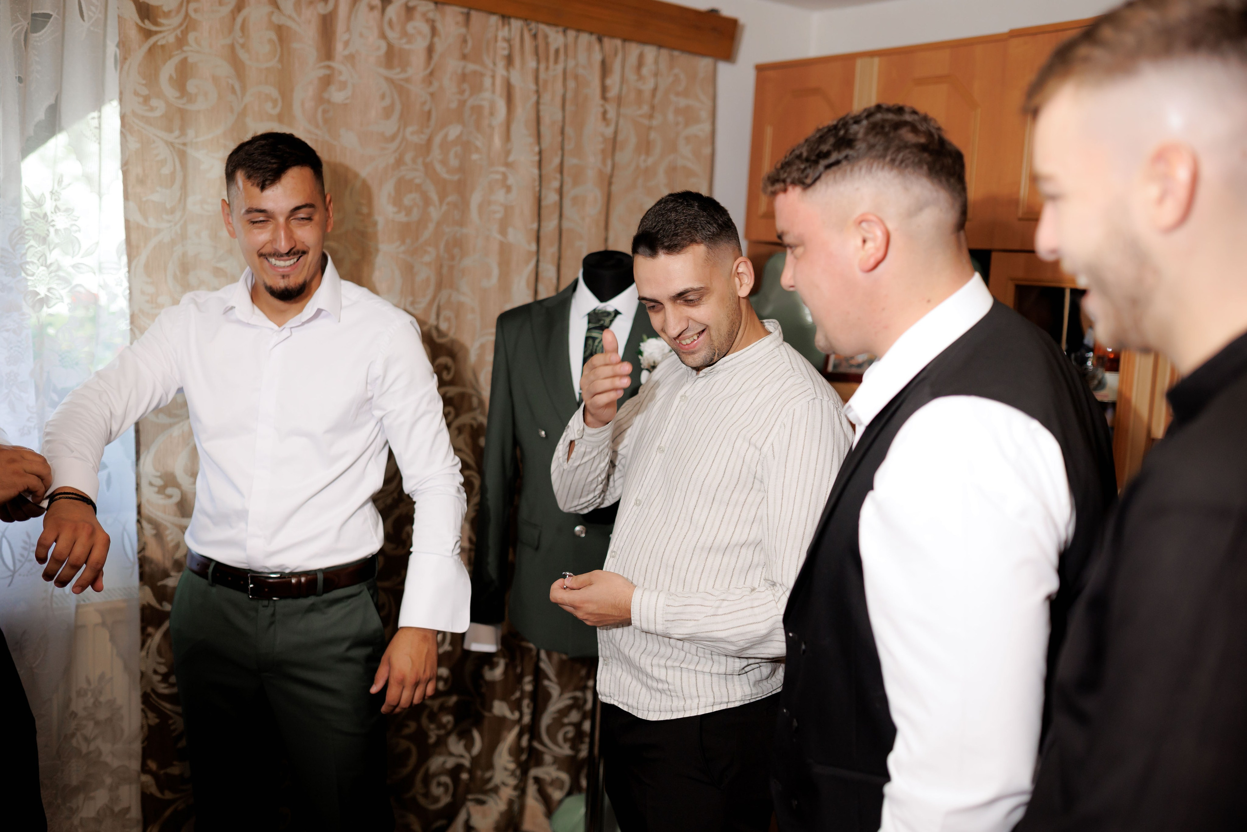 Nunta Nicoleta & Răzvan | Fotografie & Videografie Profesională. Servicii foto-video profesionale, pentru momente de neuitat