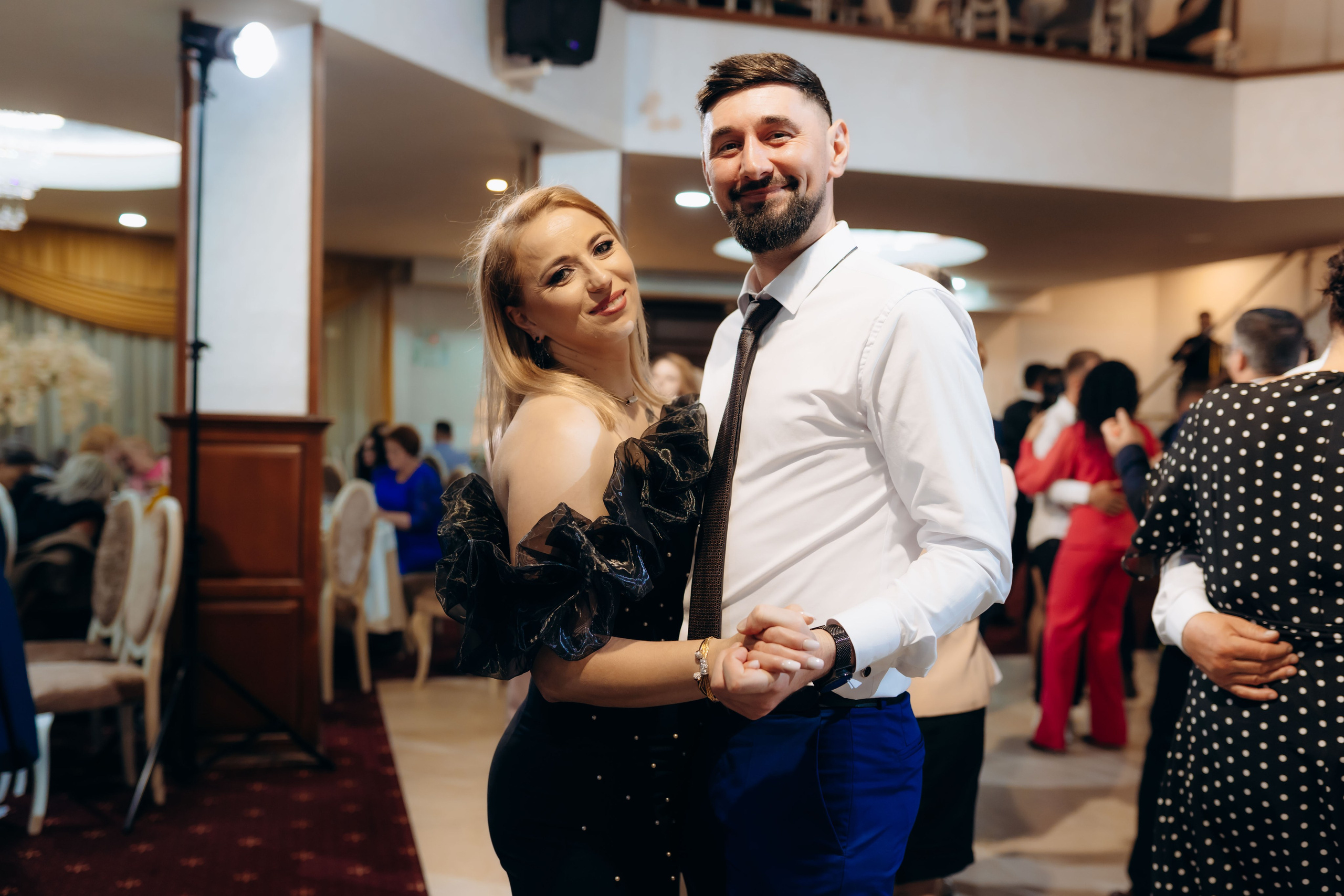 Loredana & Emilian – Ziua Nunții | Videografie - fotografie Botez Suceava, Iași, Botoșani. Servicii foto-video profesionale, pentru momente de neuitat