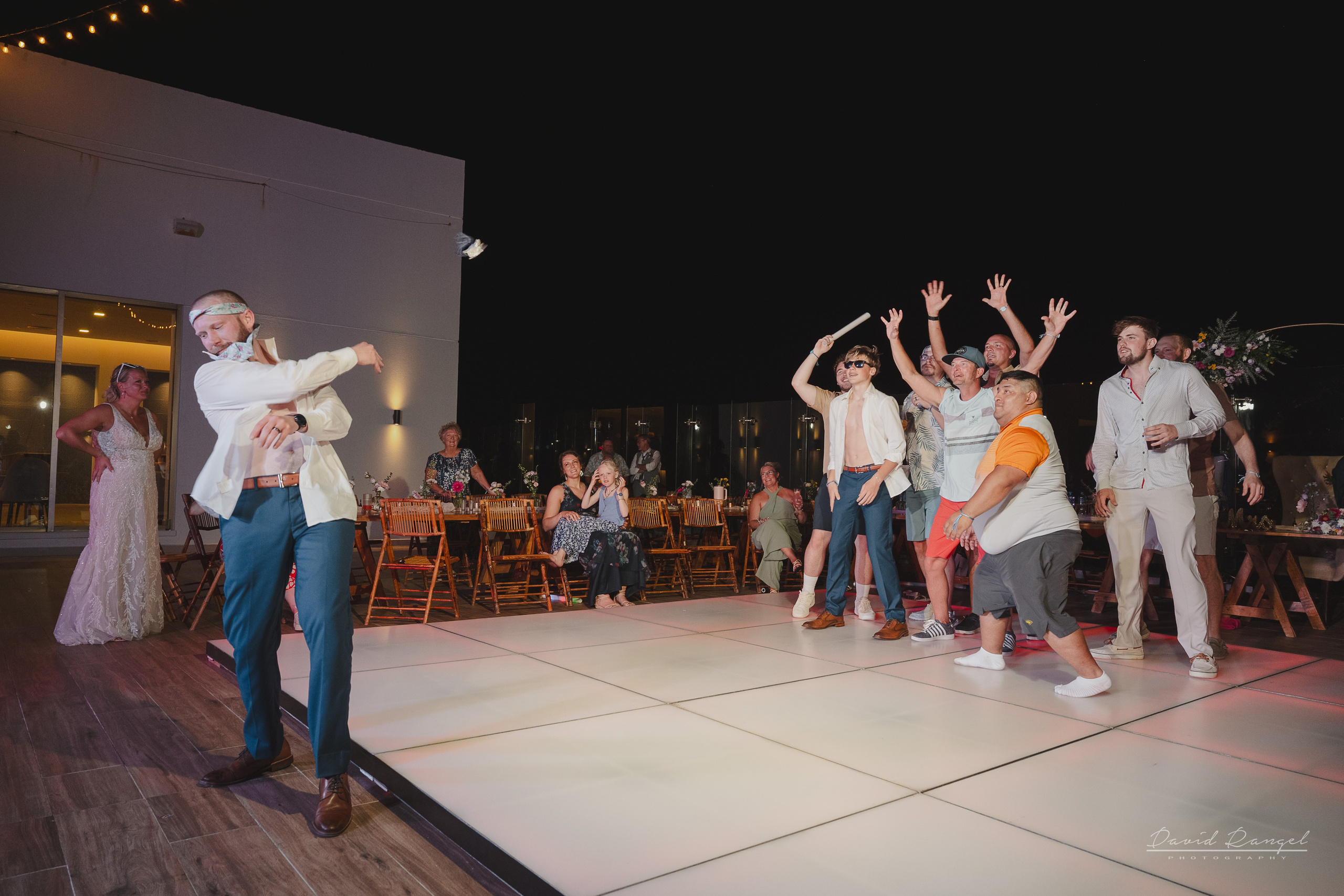 Destination Wedding at Royalton Splash Riviera Cancun. Destination wedding photographer based in Cancun and Riviera Maya with service worldwide