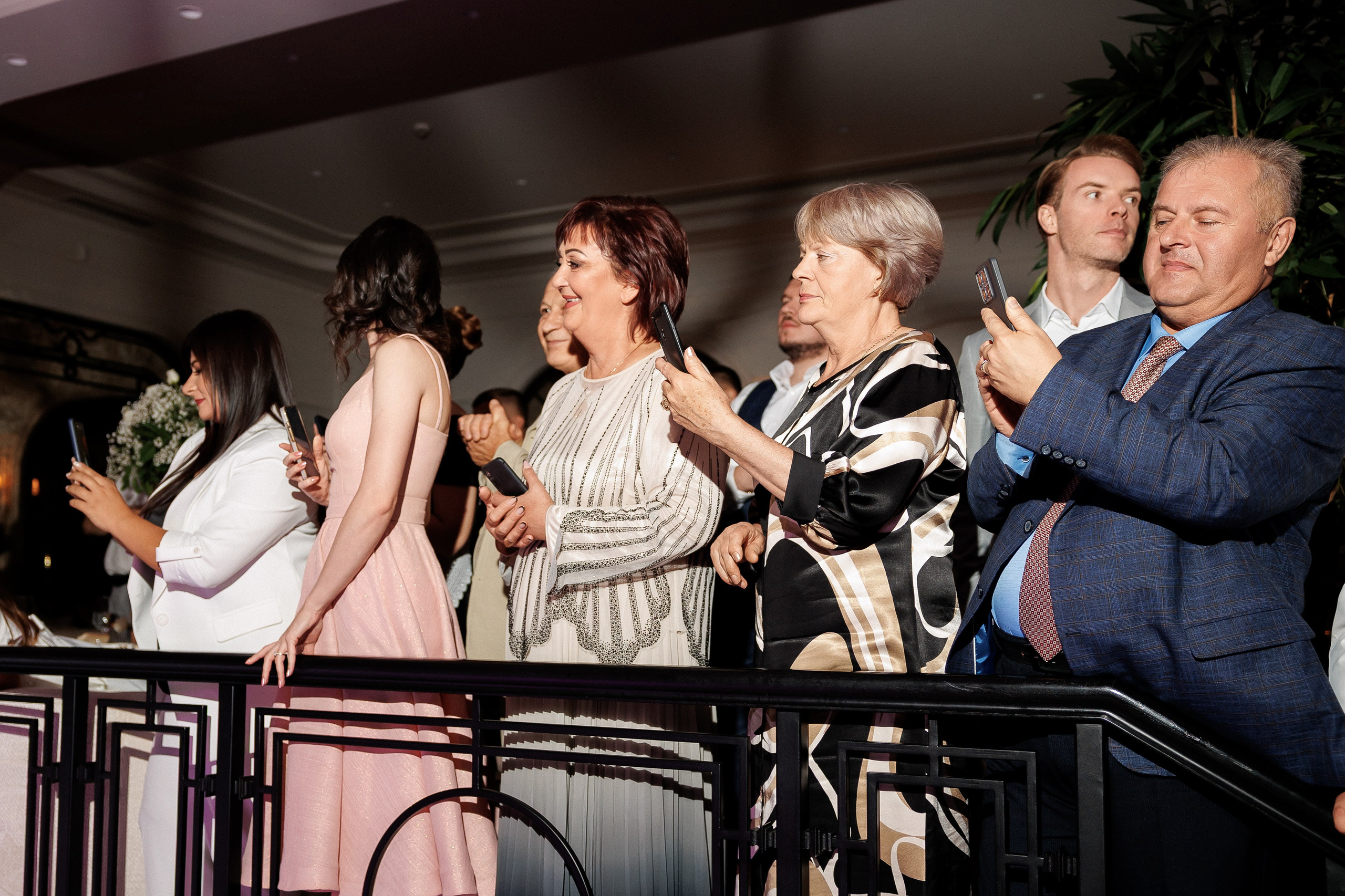 Serghei & Erica — Queen Residence. Servicii Foto și Video 067188353