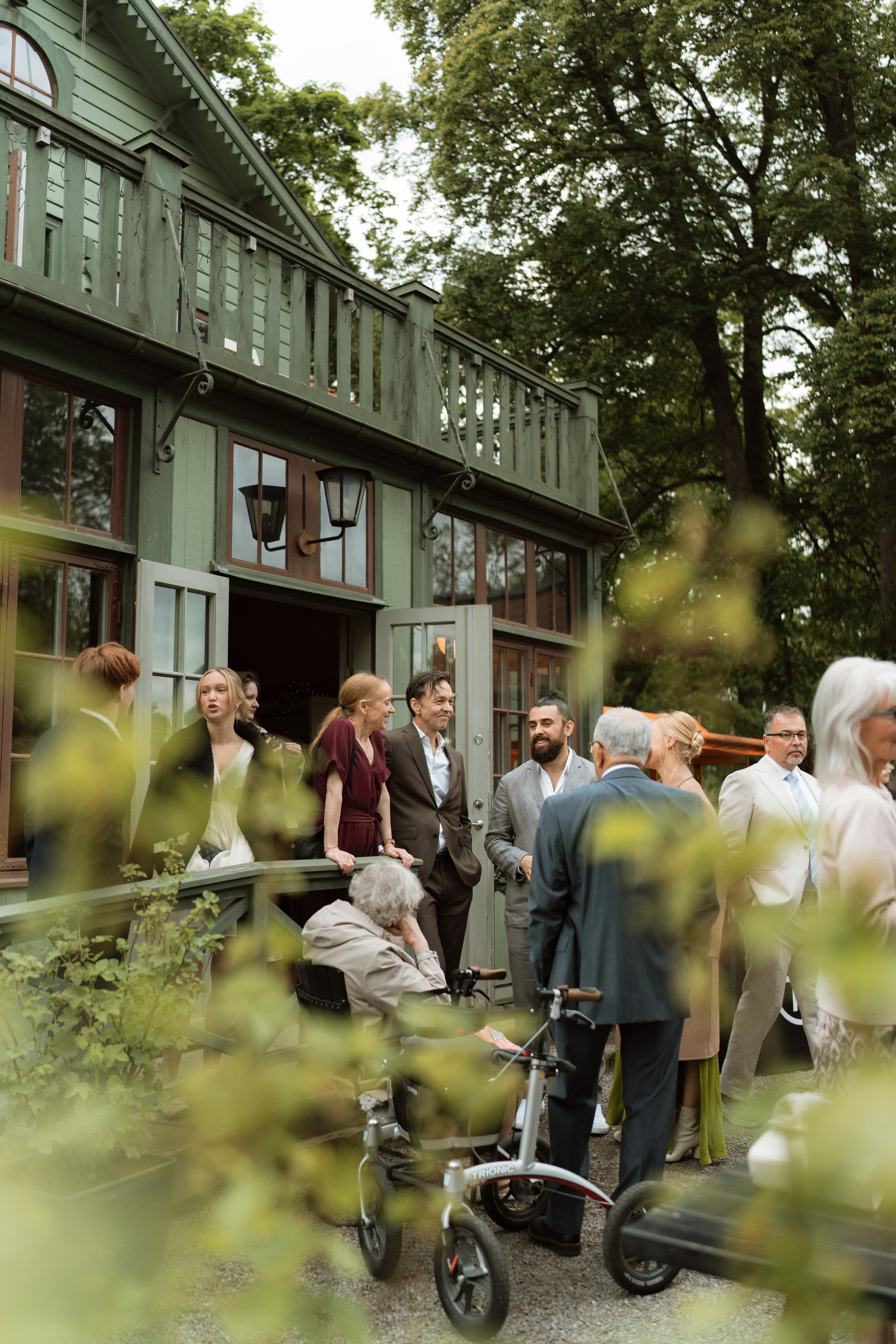 San Francisco Wedding Photography Portfolio | City Hall & Bay Area. Wedding & lifestyle photographer in Bay Area, San Francisco, Santa Cruz