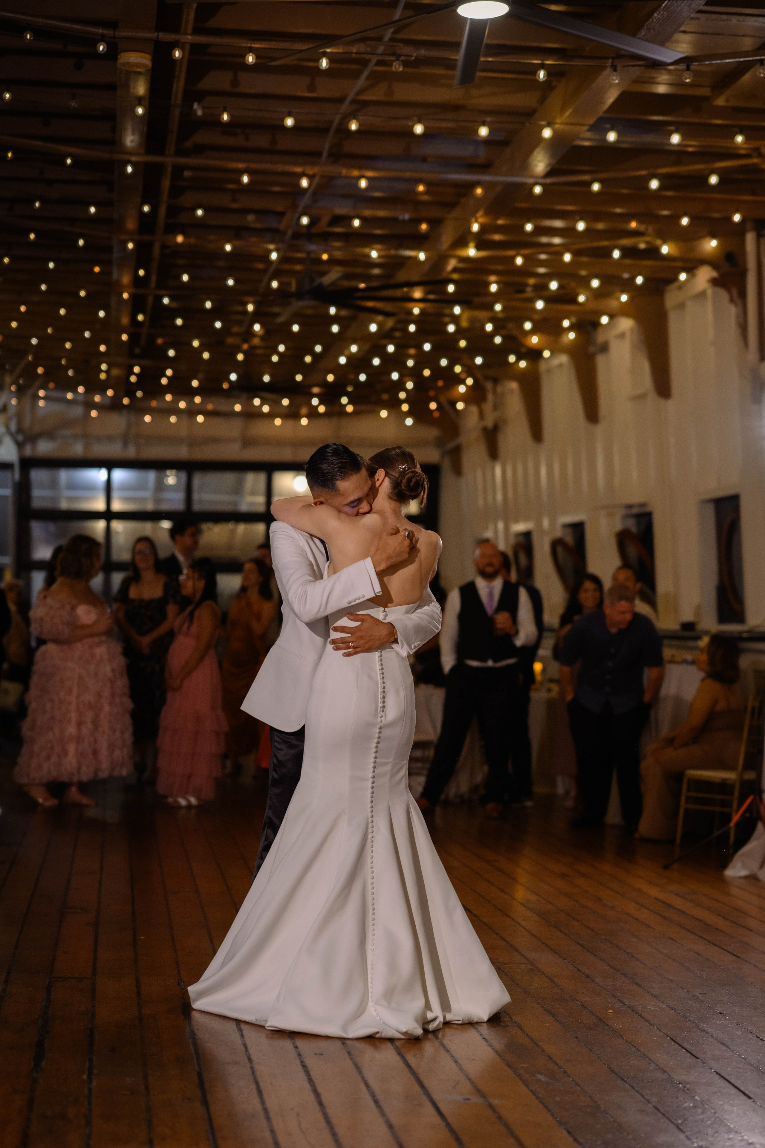 Kevin & Katie. Wedding & portrait photography in the Seattle Area. Helen Michelle photographer