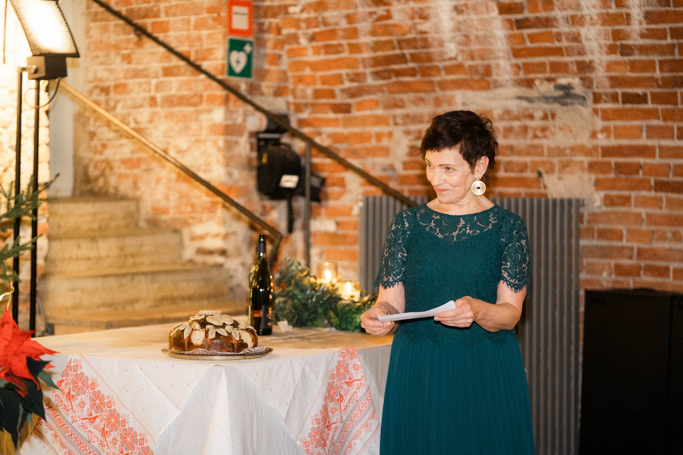 Alisa&Aarne, Uspenski katedraali ja Tenalji von Fersen. StudioHappyMoment — Fine Art Wedding Photographer in Italy, France, Spain & Finland