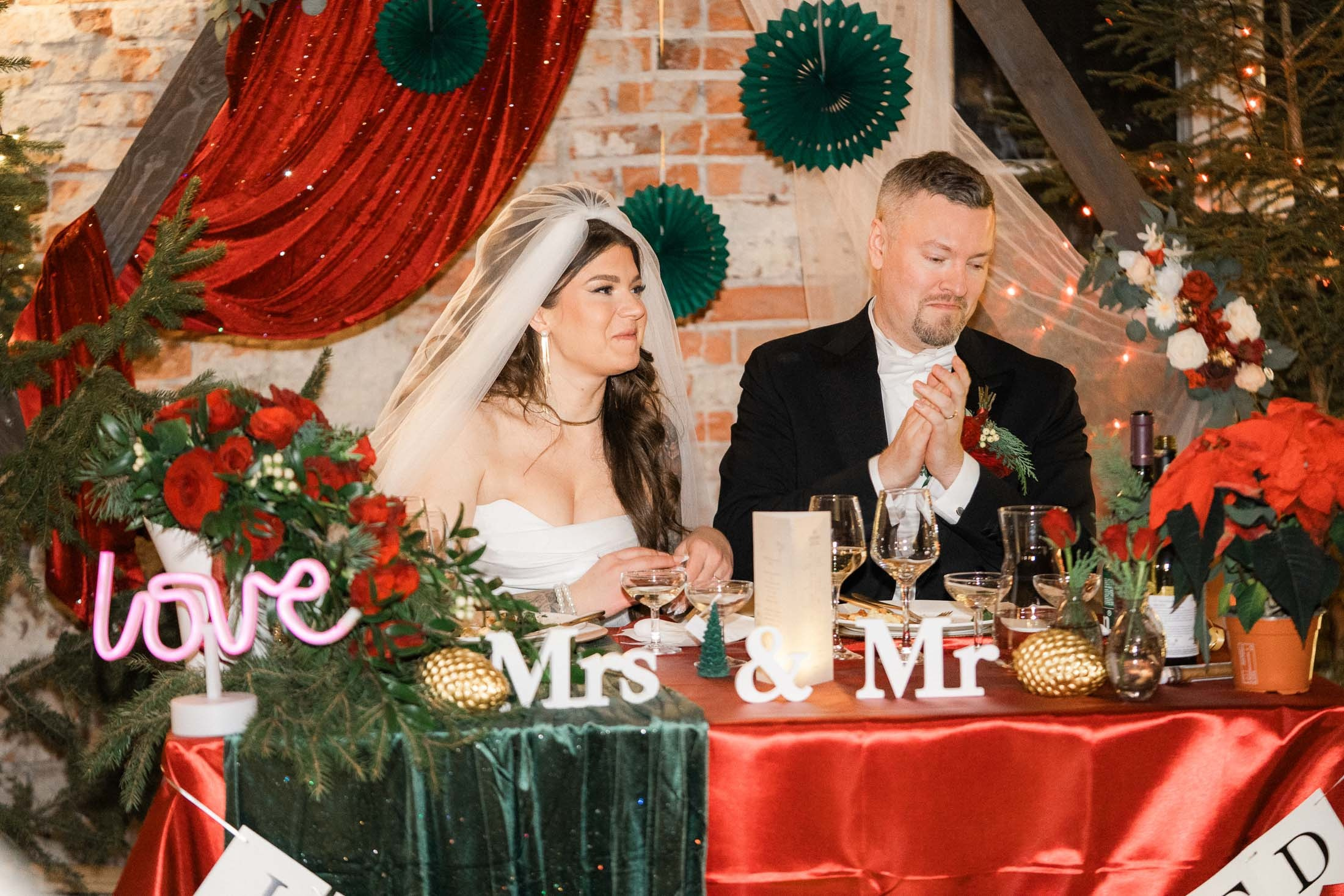 Alisa&Aarne, Uspenski katedraali ja Tenalji von Fersen. StudioHappyMoment — Fine Art Wedding Photographer in Italy, France, Spain & Finland