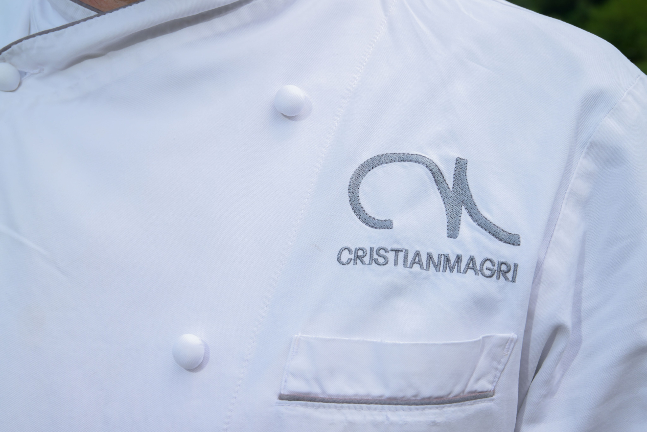 This is the right place to intimate wedding party: Italian kitchen, beautiful place with lake view