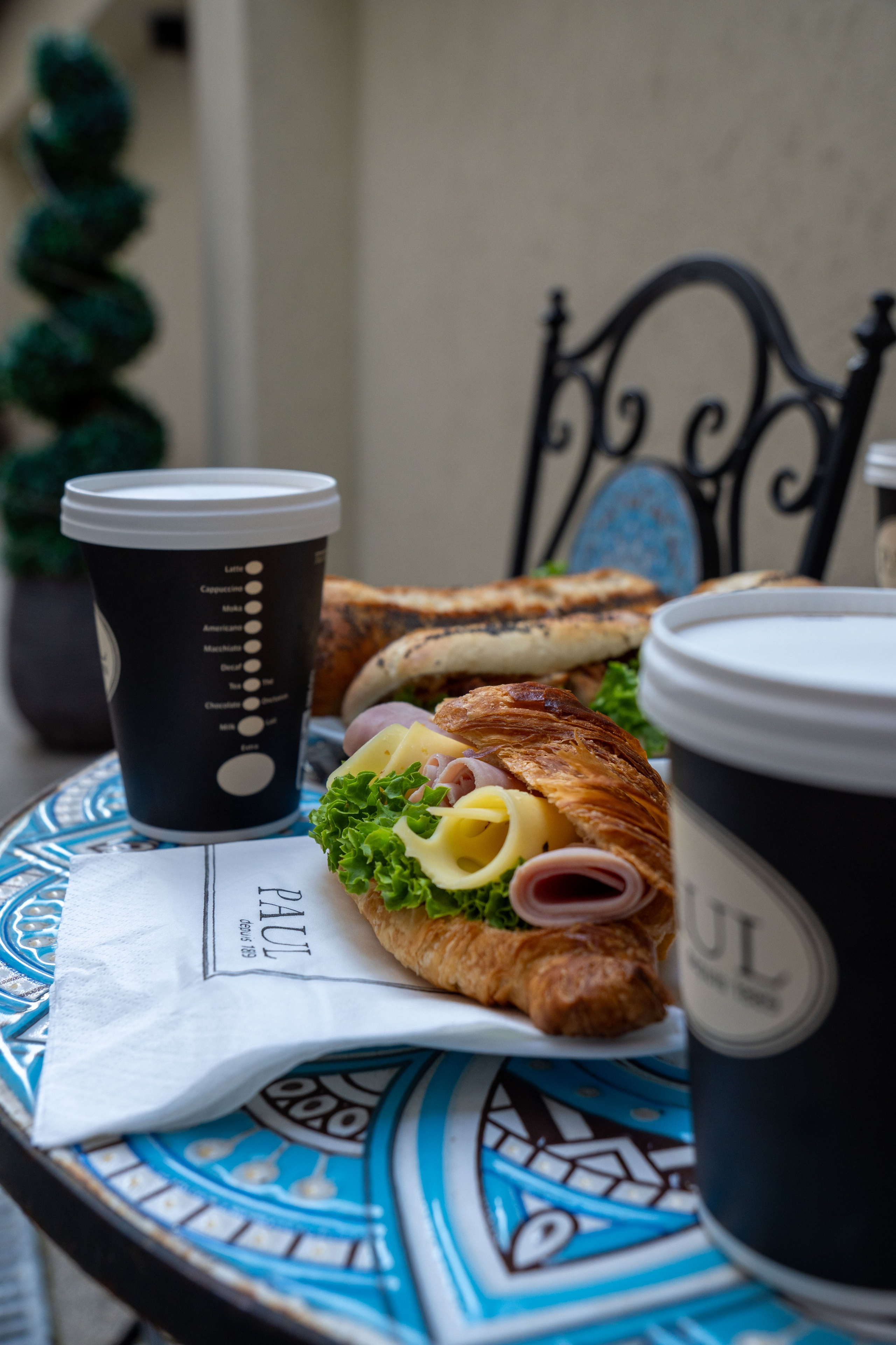 Casa 86. Creste si calatoreste