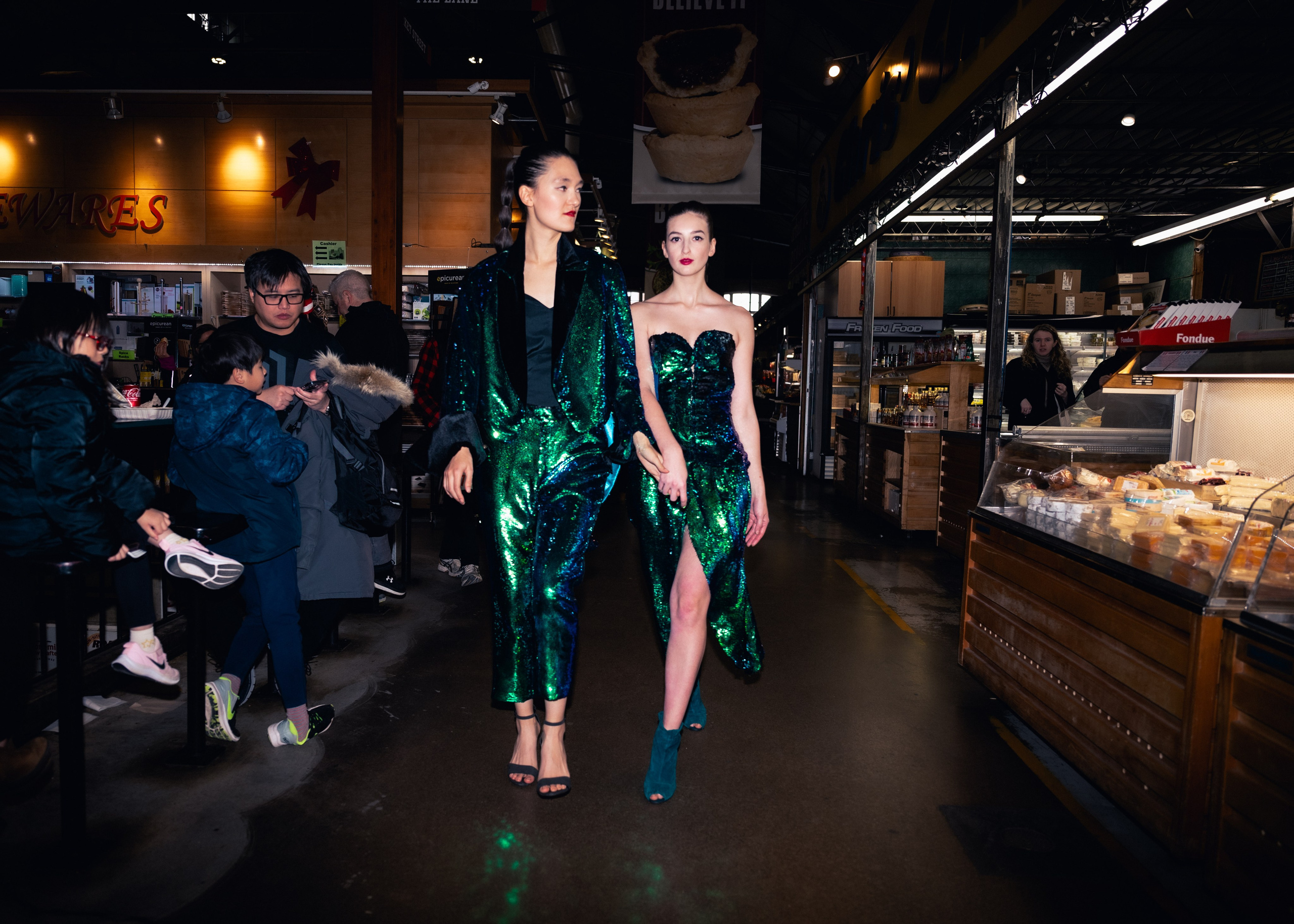 Bright Beauty through St. Lawrence in Toronto. Ekaterina Tsurkina-Appina Photography Canada