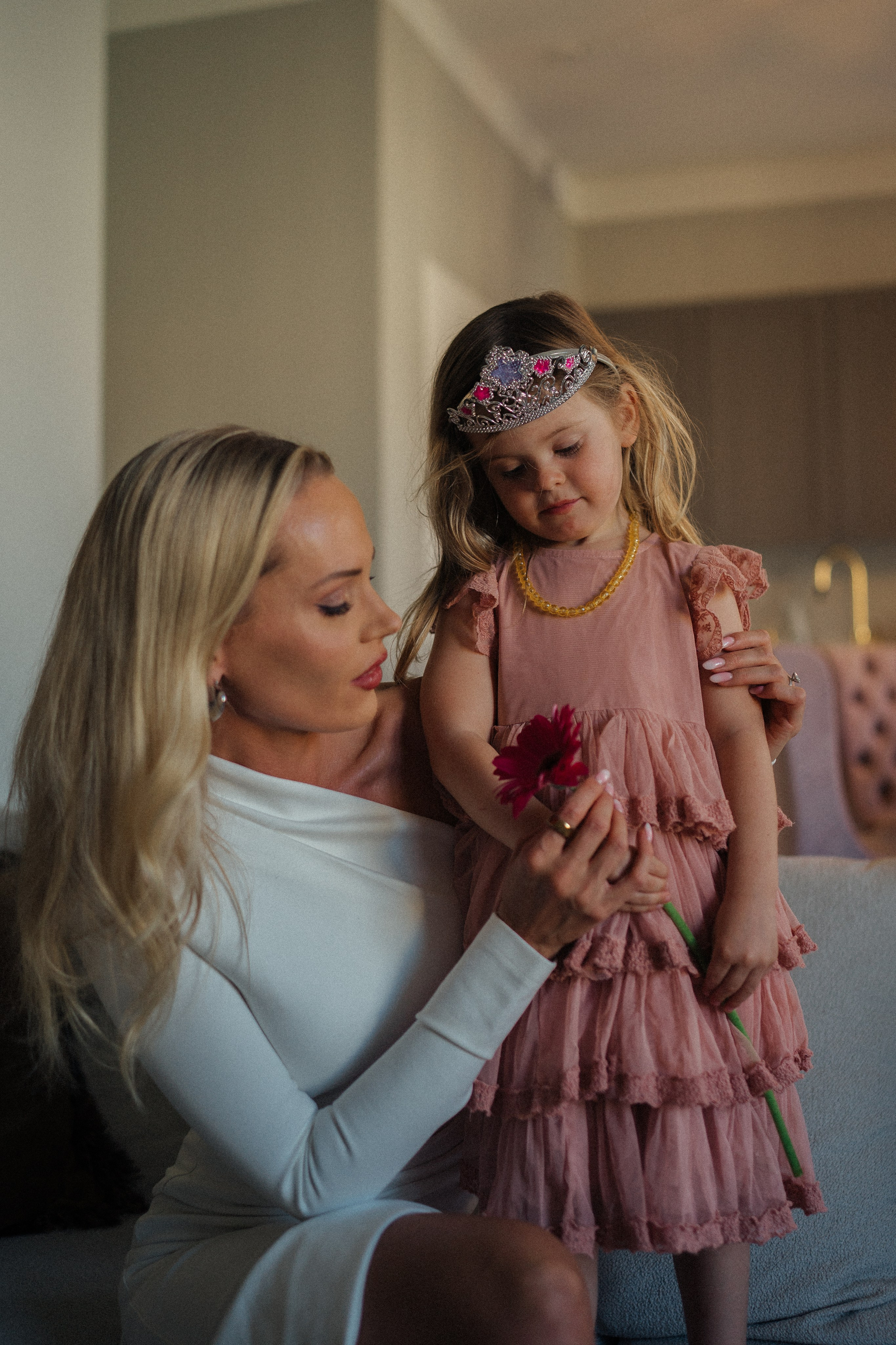 L&H. Wedding and potrait photographer in Helsinki Vickan O