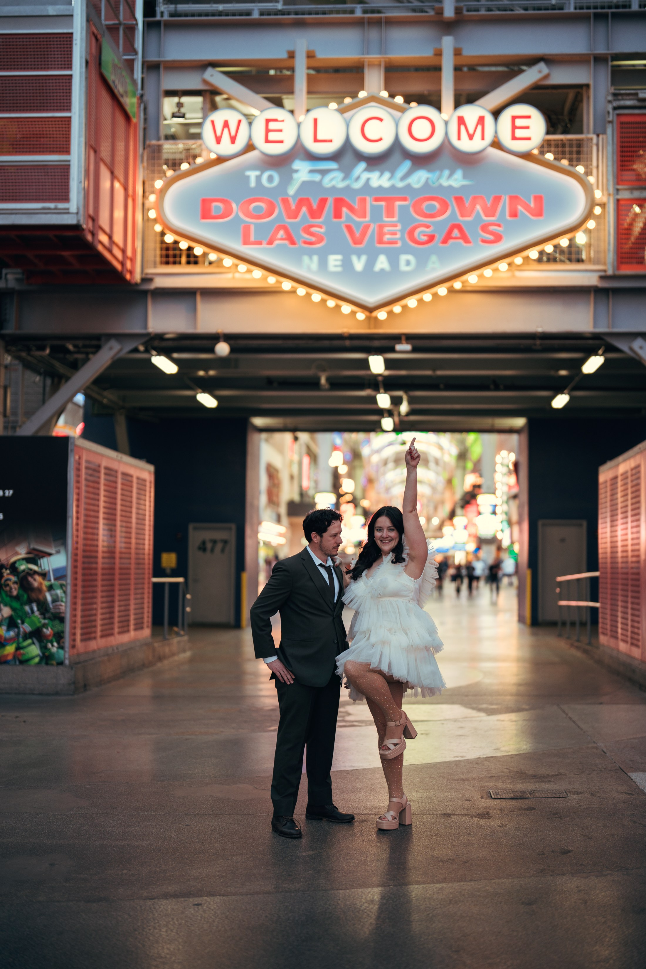 Grace&Jesse. Wedding & elopement photographer Viktoriya Kravtsov. Las Vegas