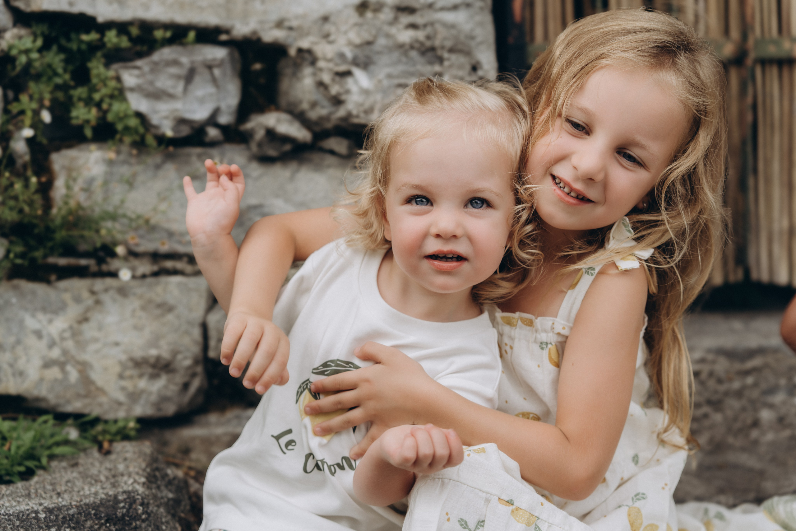 Family moments in Como Lake. PHOTOGRAPHER IN ITALY