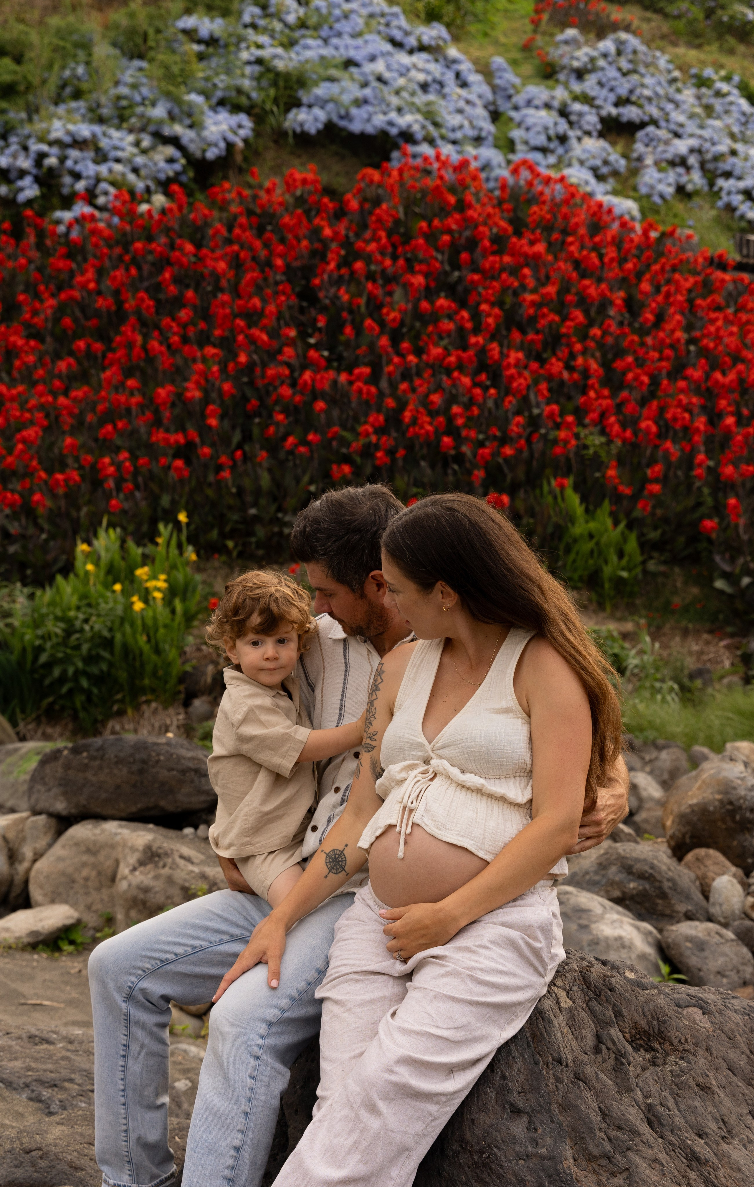 Kayla’s family. IRINA KALMYKOVA | PHOTOGRAPHER AZORES