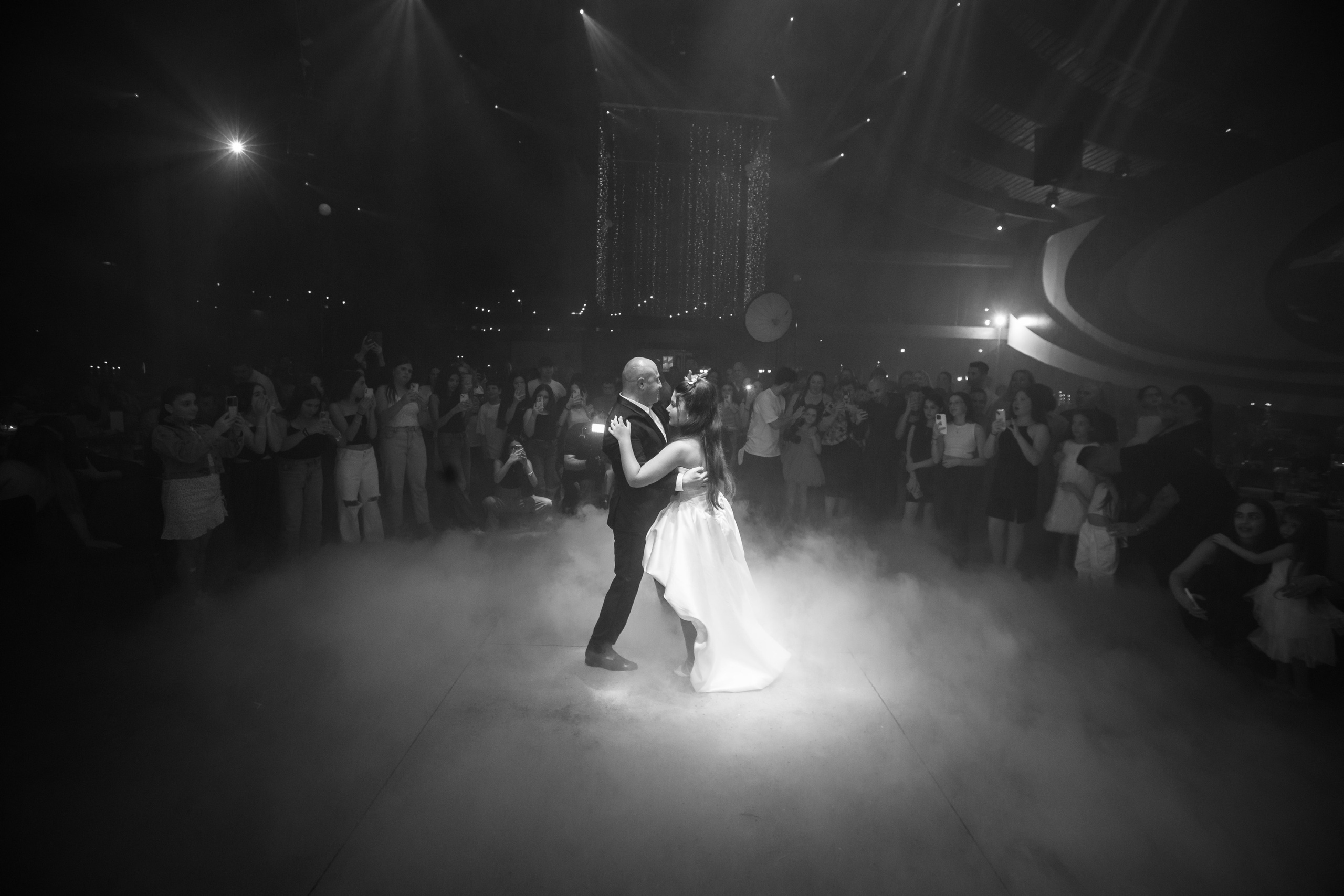 Bat Mitzvah Evelin. Wedding and events photographers Studio Shalom