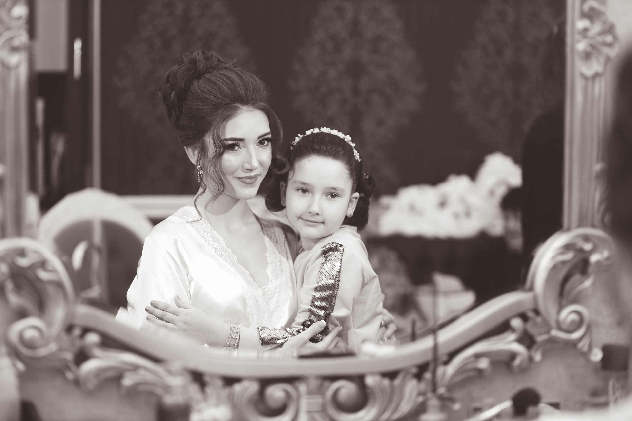 Chana & Miki. Wedding and events photographers Studio Shalom