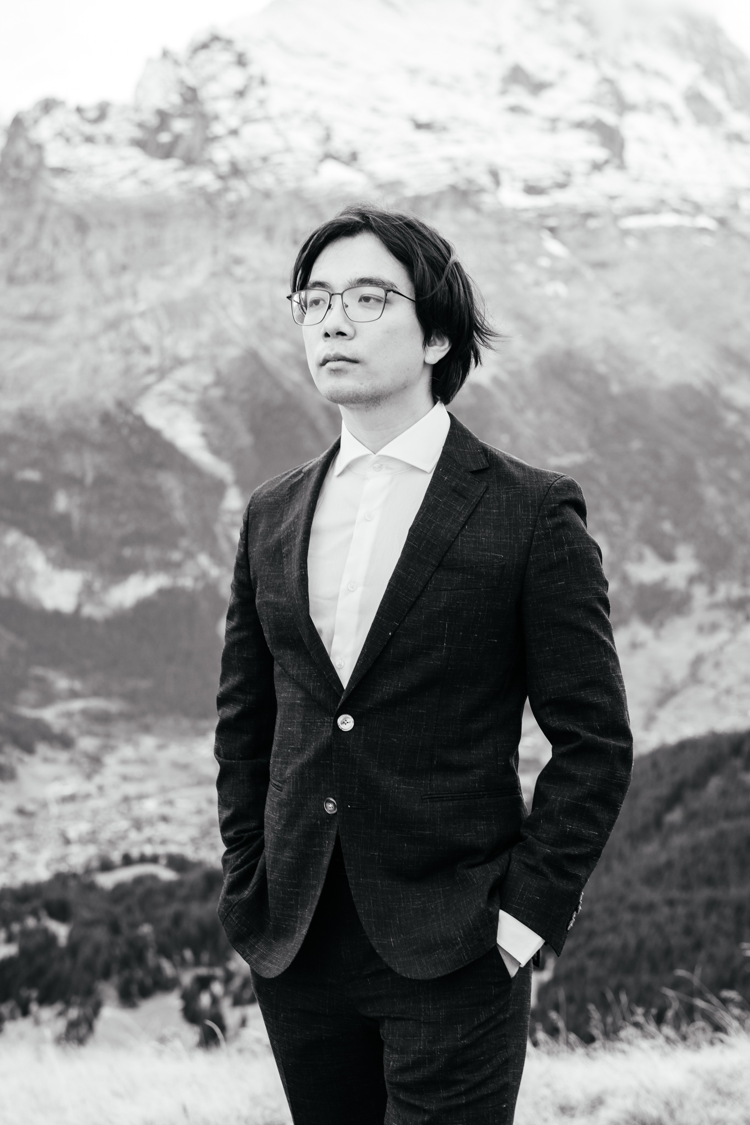 Kaiwen & Xiaoming Grindelwald, Switzerland. I am Elena Altendorfer. Wedding photographer in Zurich and Switzerland