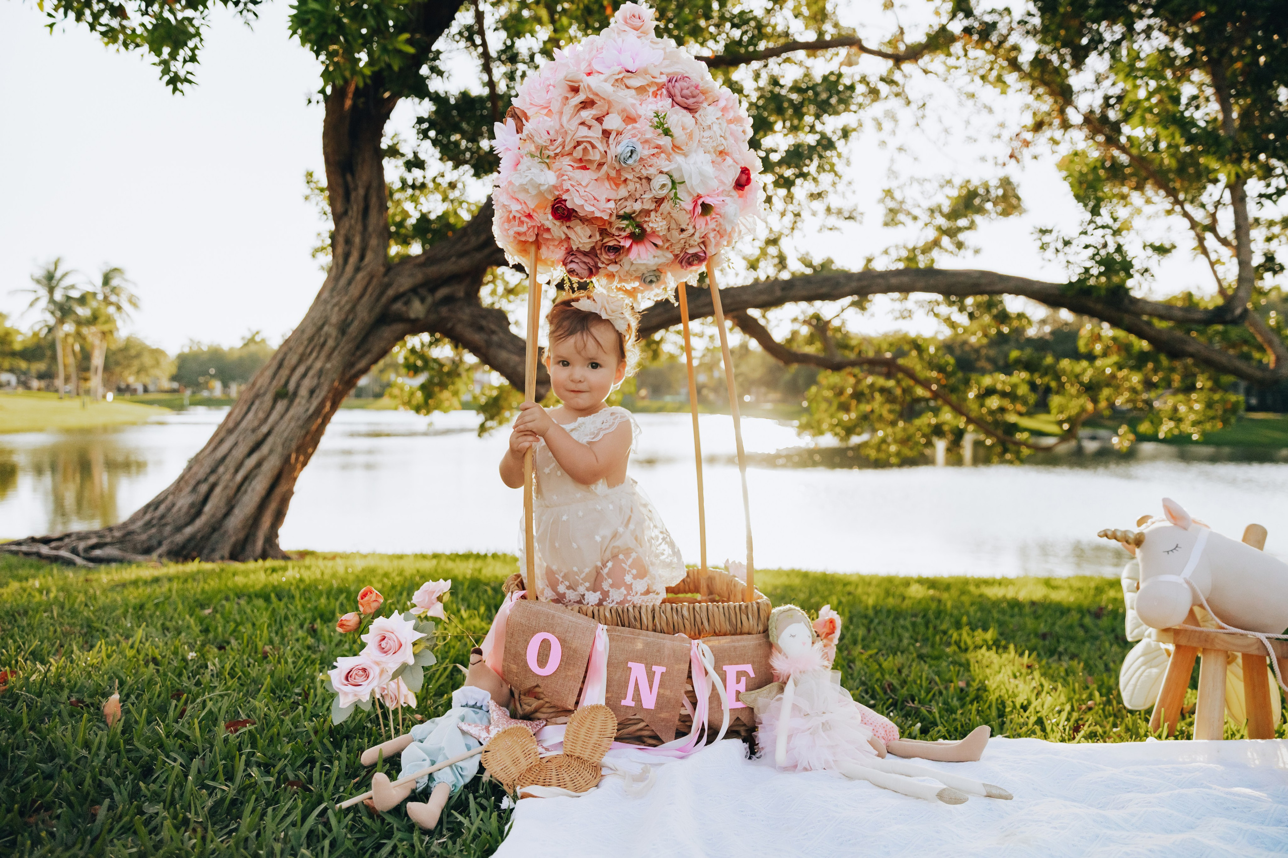 Birthday + props. Photographer in Miami, Family photographer, Event, Wedding