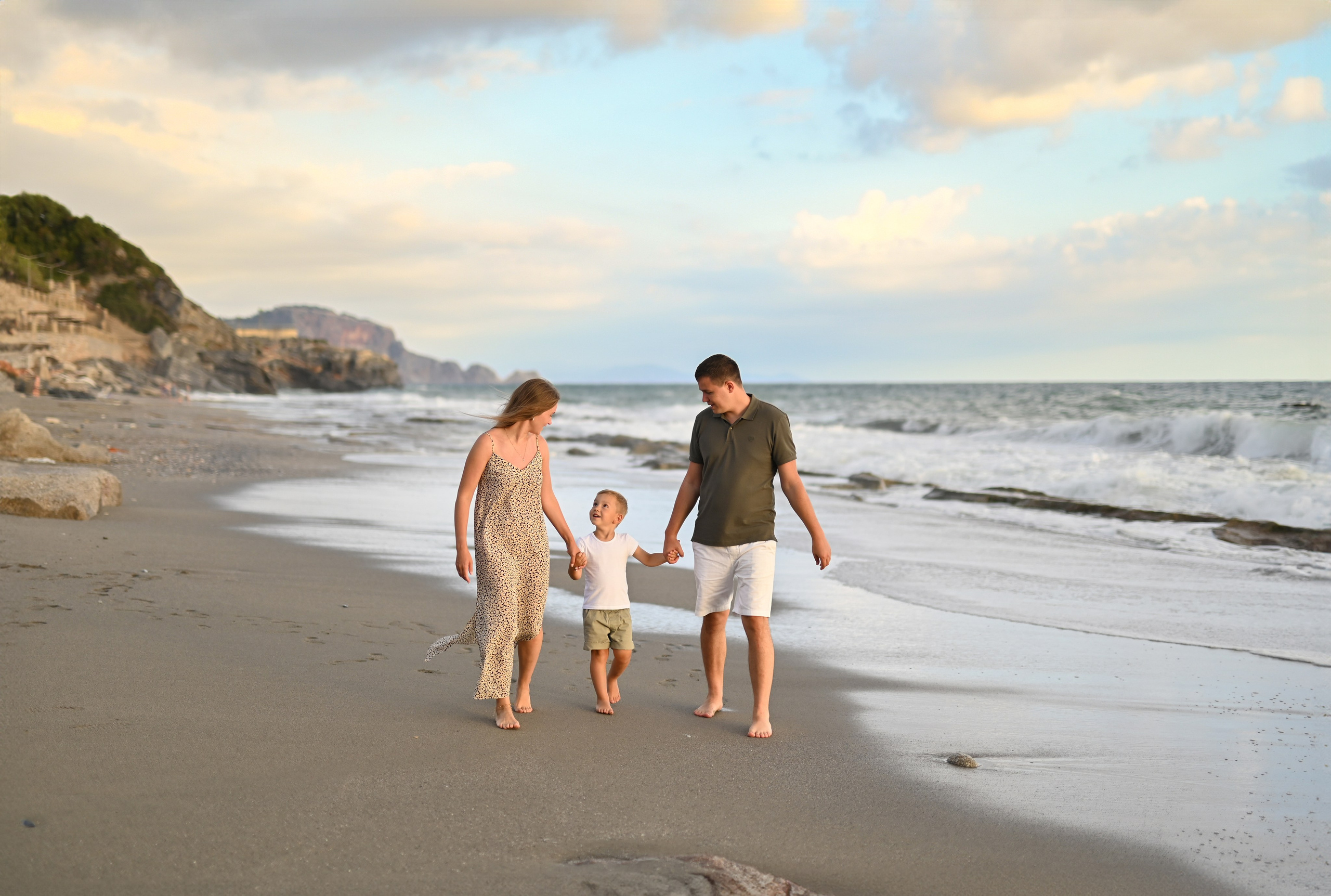 Семейная съемка на пляже Улаш. Фотограф в Алании (Аланье), Сиде, Манавгате. Турция