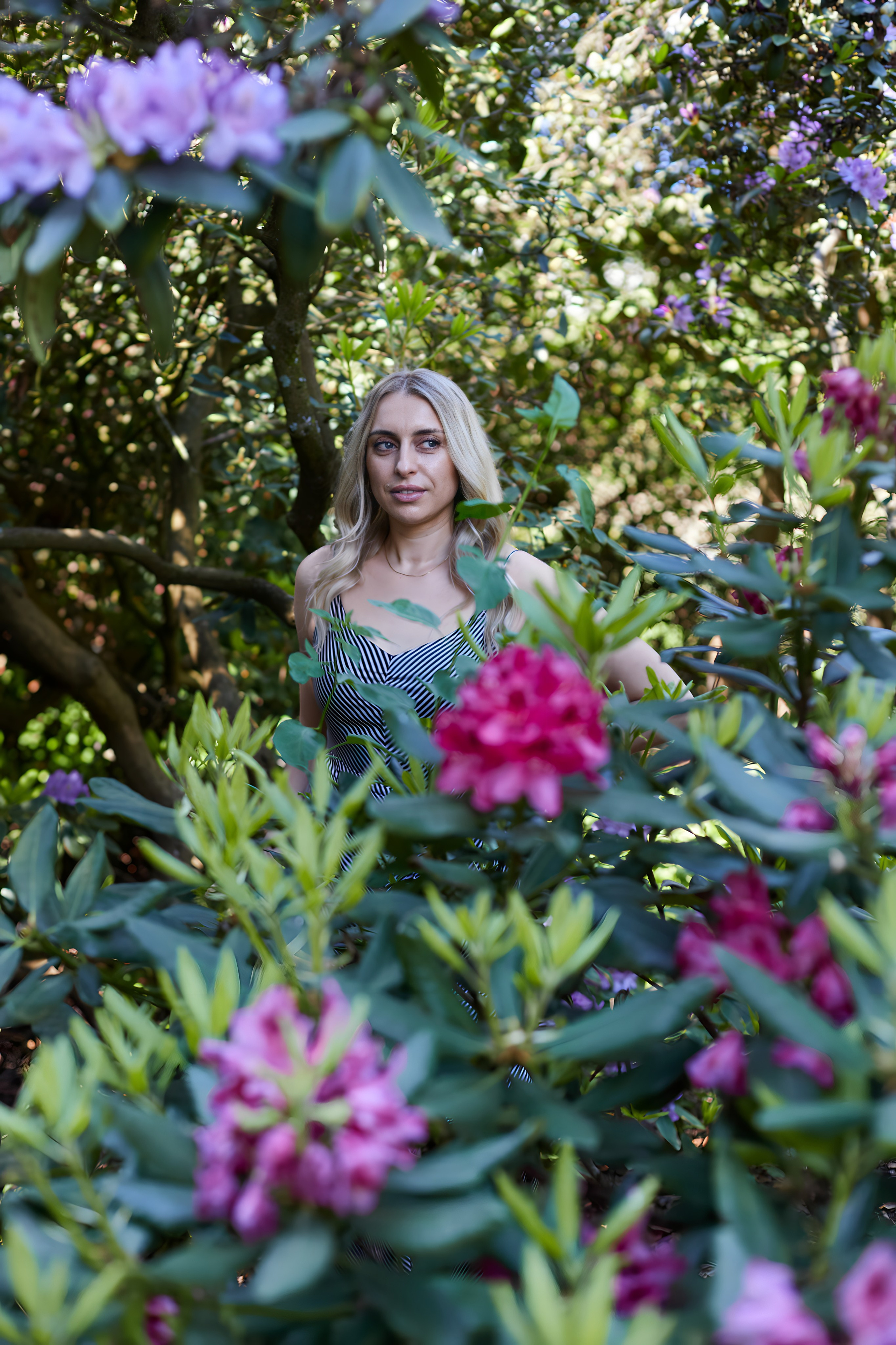 Viktorija im Garten. PHOTOgrapher Germany MARBURG