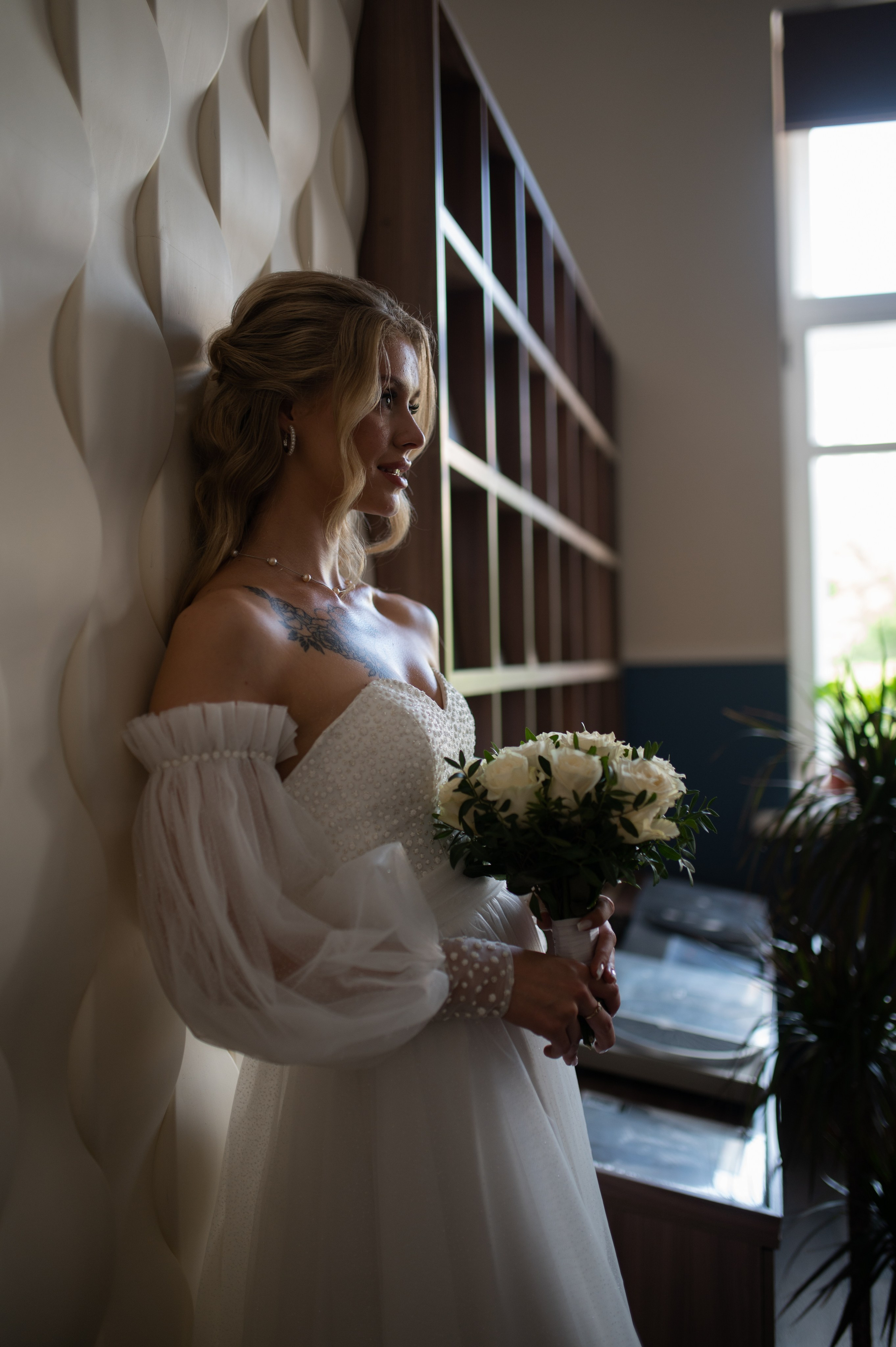 STOP! Wait a minute. Wedding and commercial photographer