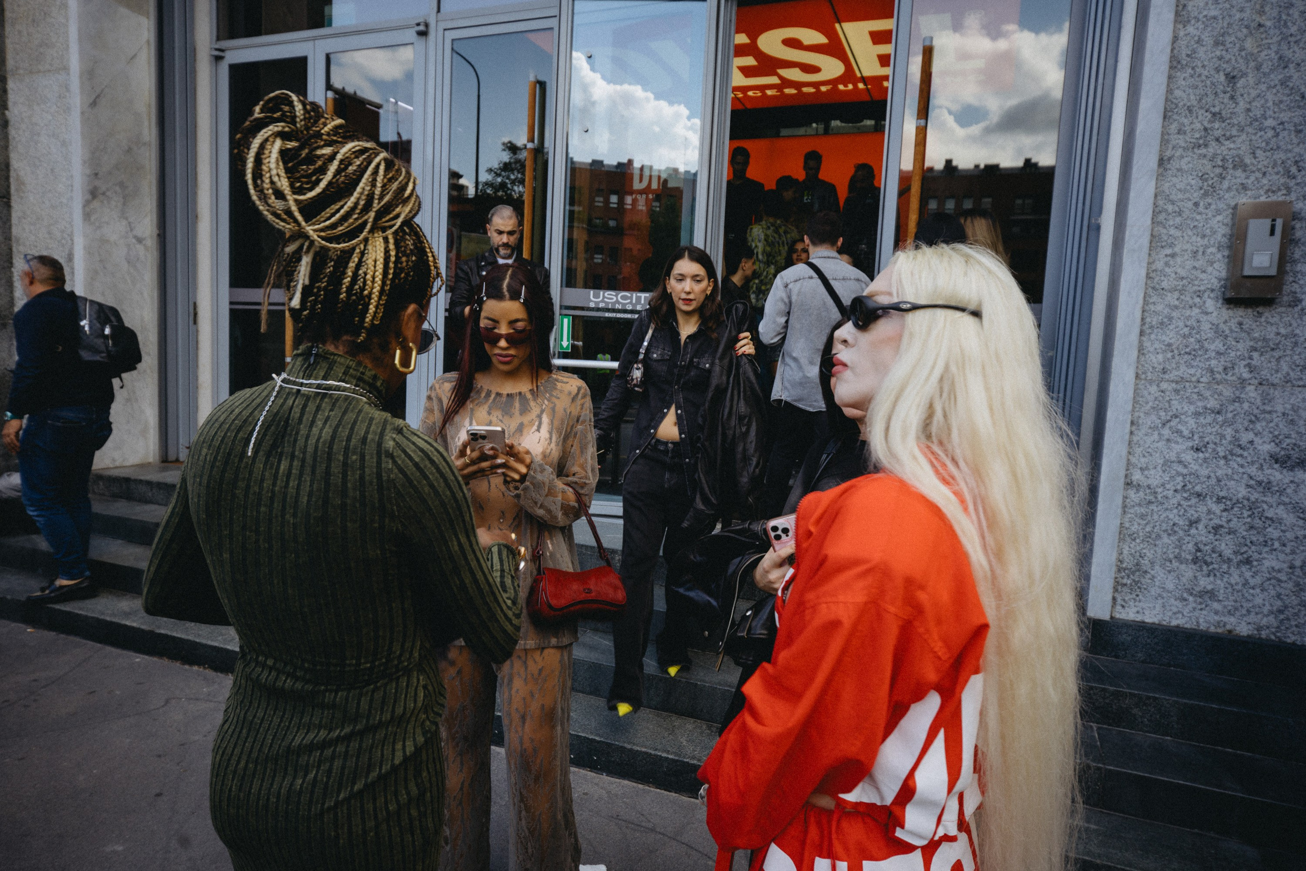 Diesel’s ● Gucci. Valokuvaaja Lahti, Helsinki Elena Salonen