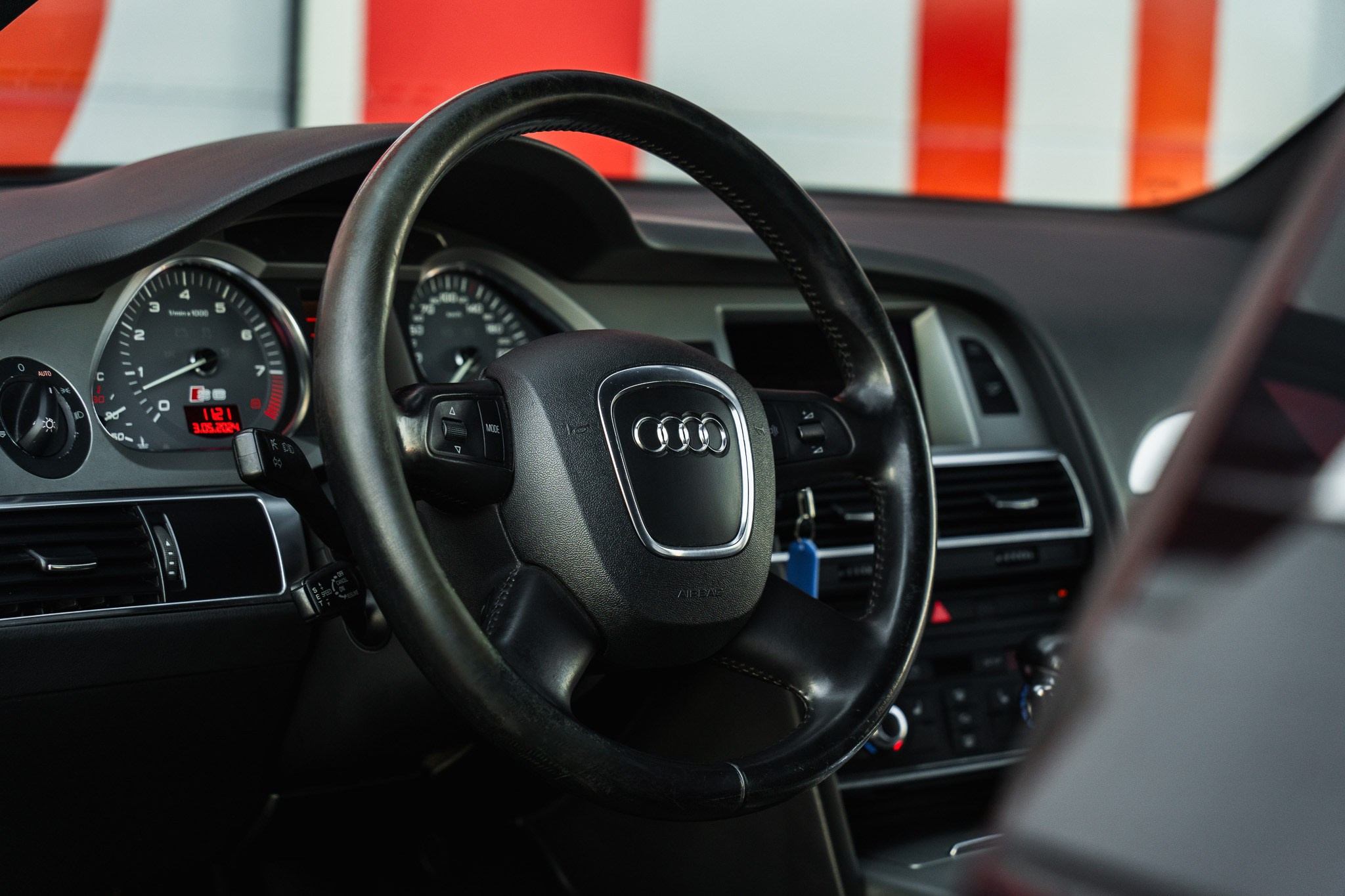 AUDI S6 V10. LOHA VISUALS — AUTOMOTIVE PHOTOGRAPHY