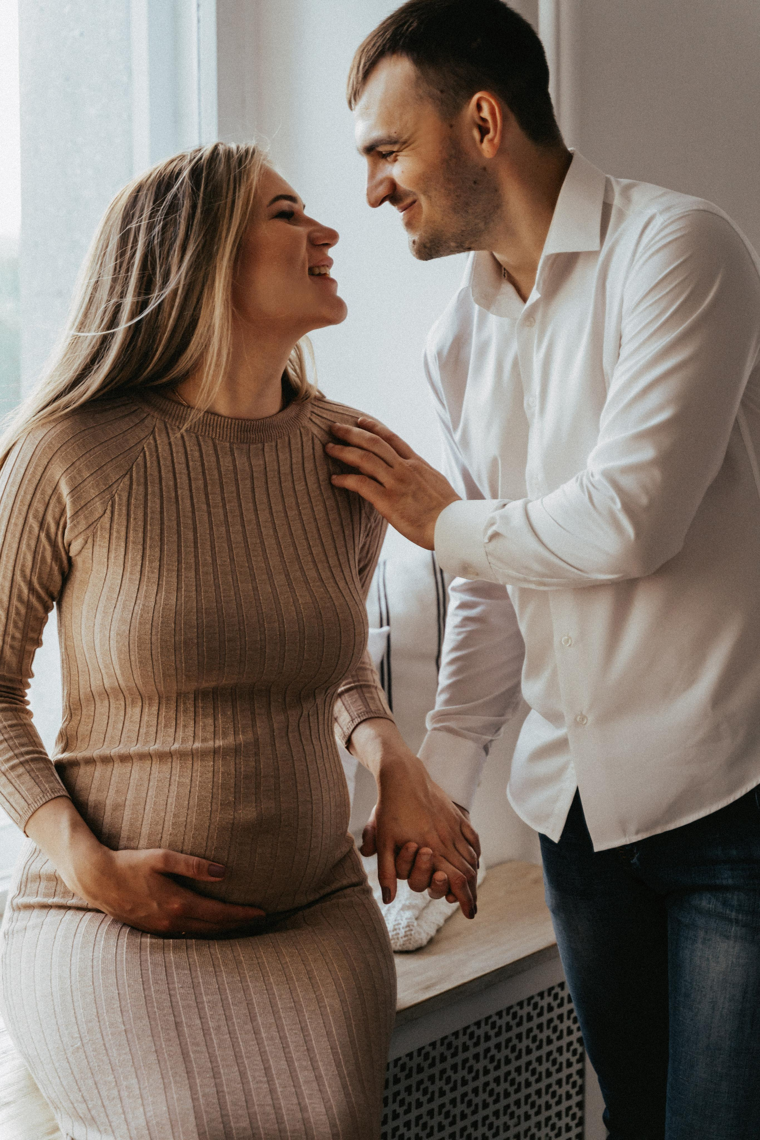 Pregnancy photo session. Wedding family photographer and videographer California San Francisco Bay Area