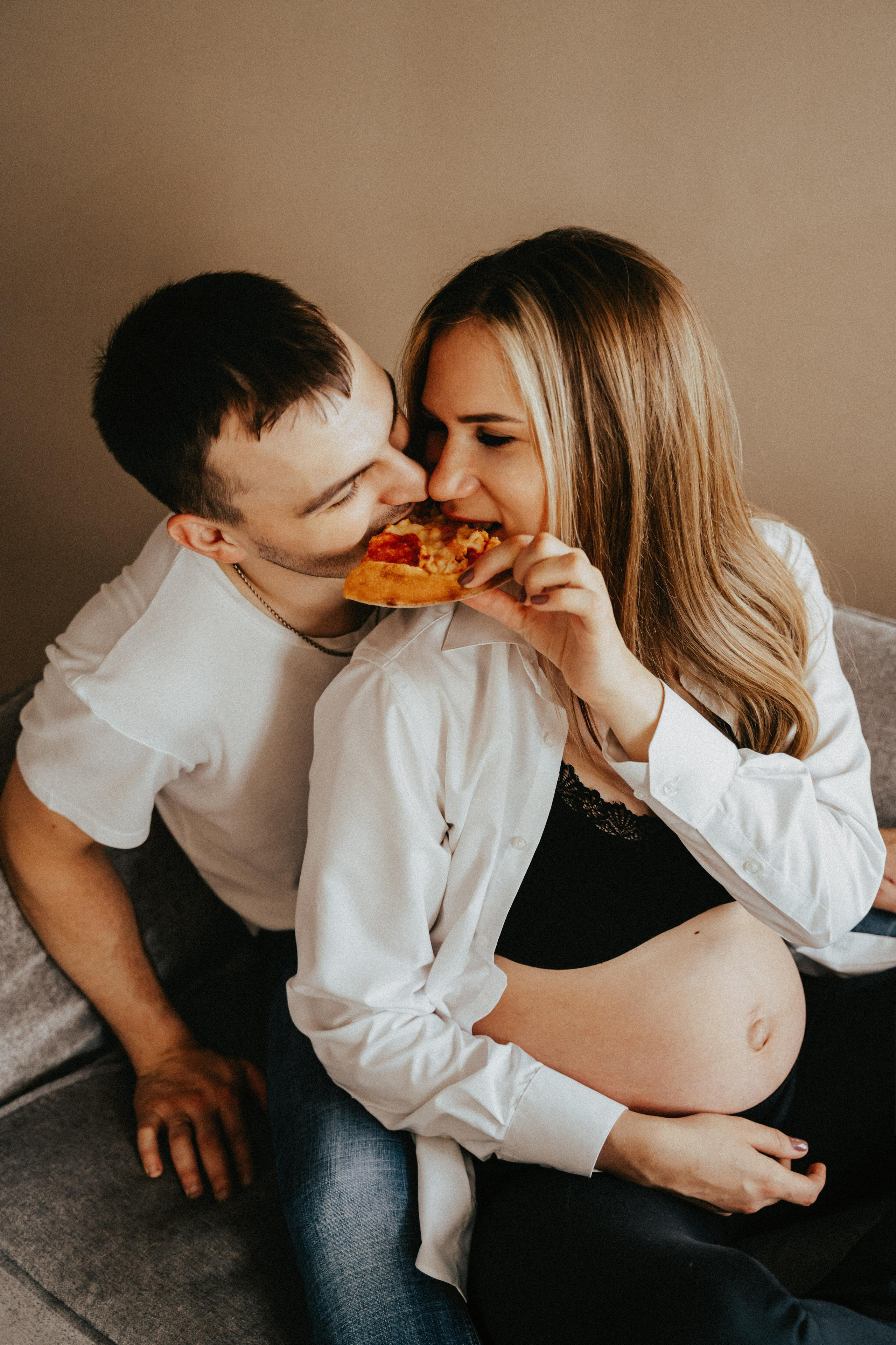 Pregnancy photo session. Wedding family photographer and videographer California San Francisco Bay Area