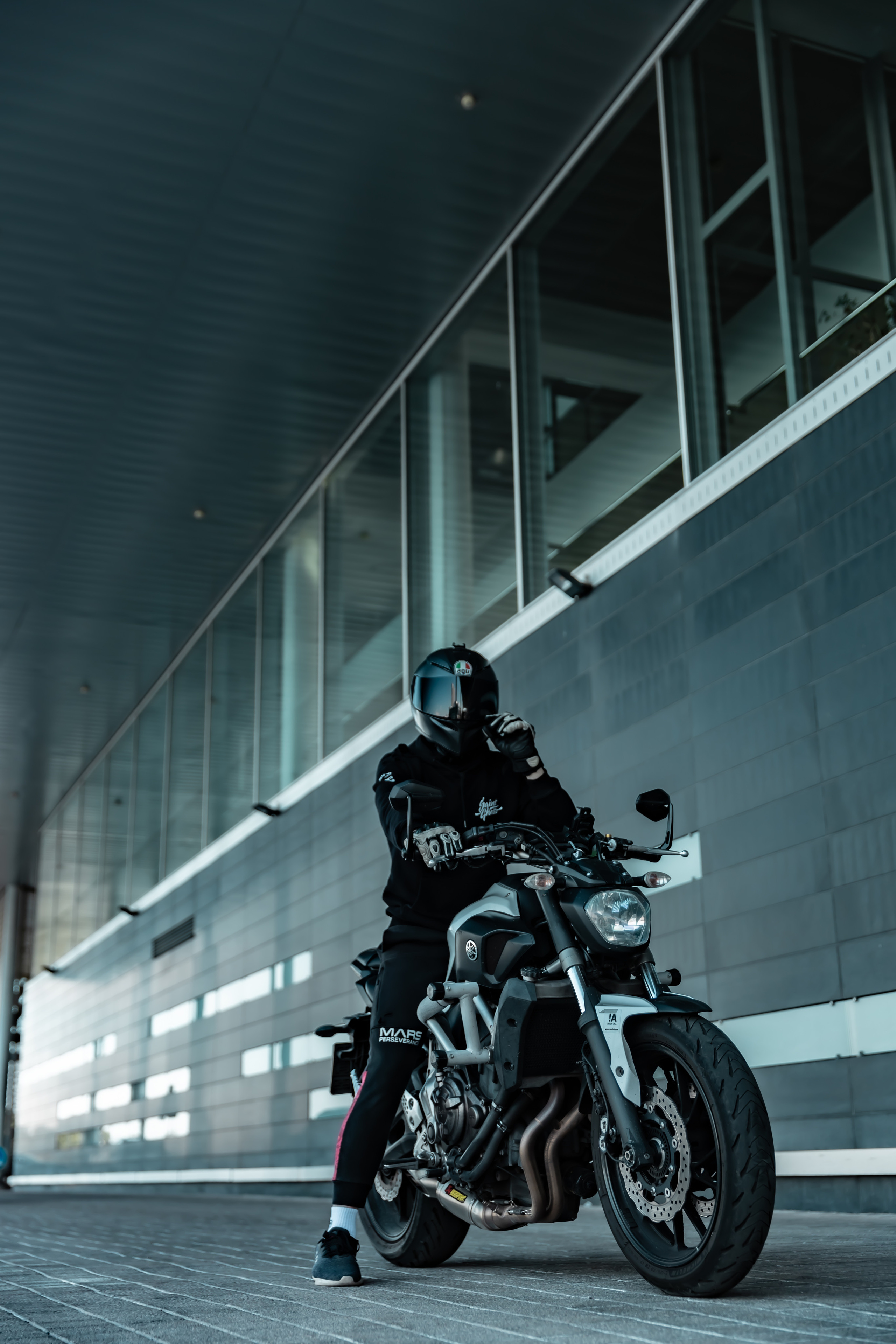 Motors. Valokuvaaja Neoshi Production Yana Shishkovskaya Helsinki