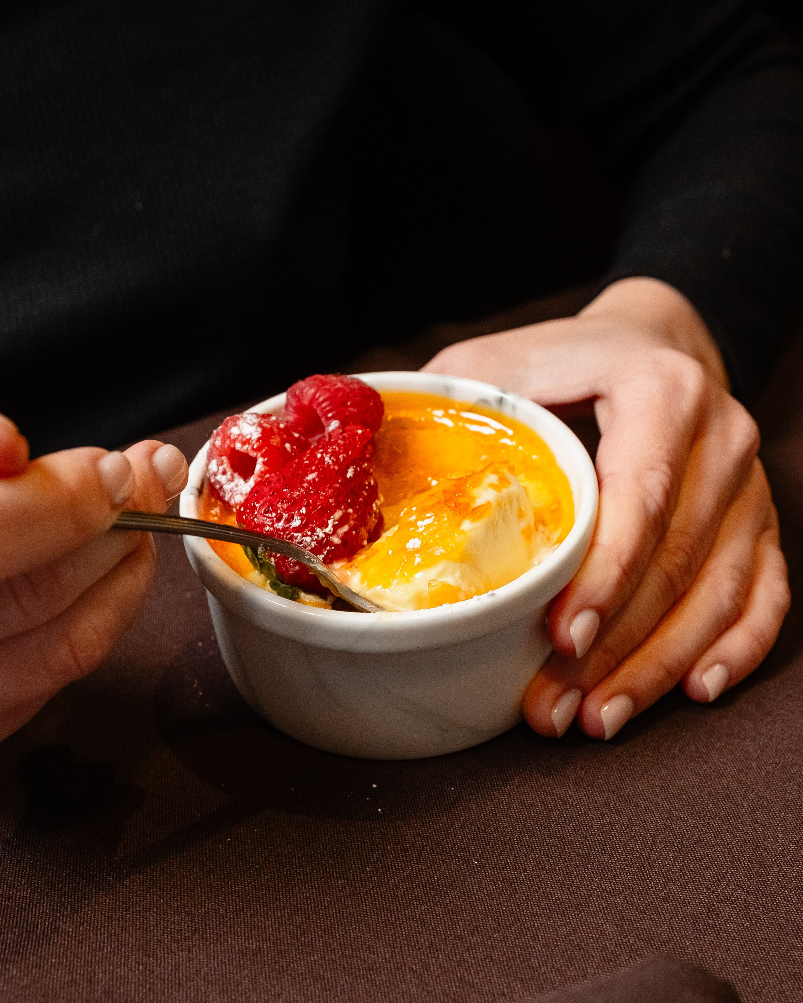 Luna. Welcome to my video and photo world!