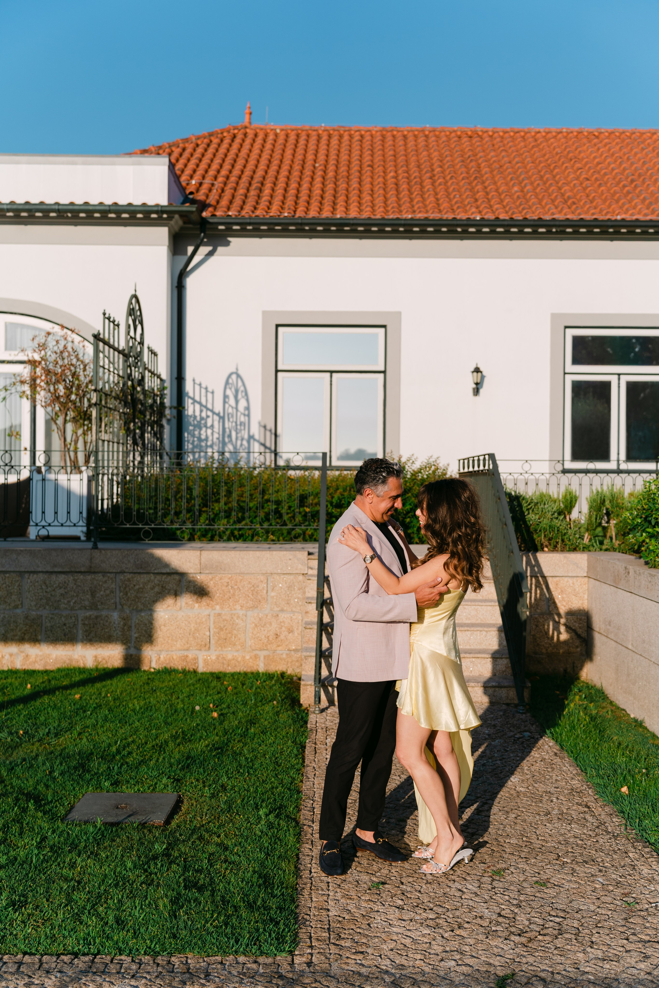 Wedding Proposal at Yeatman Hotel. Wedding and couple photographer in Porto