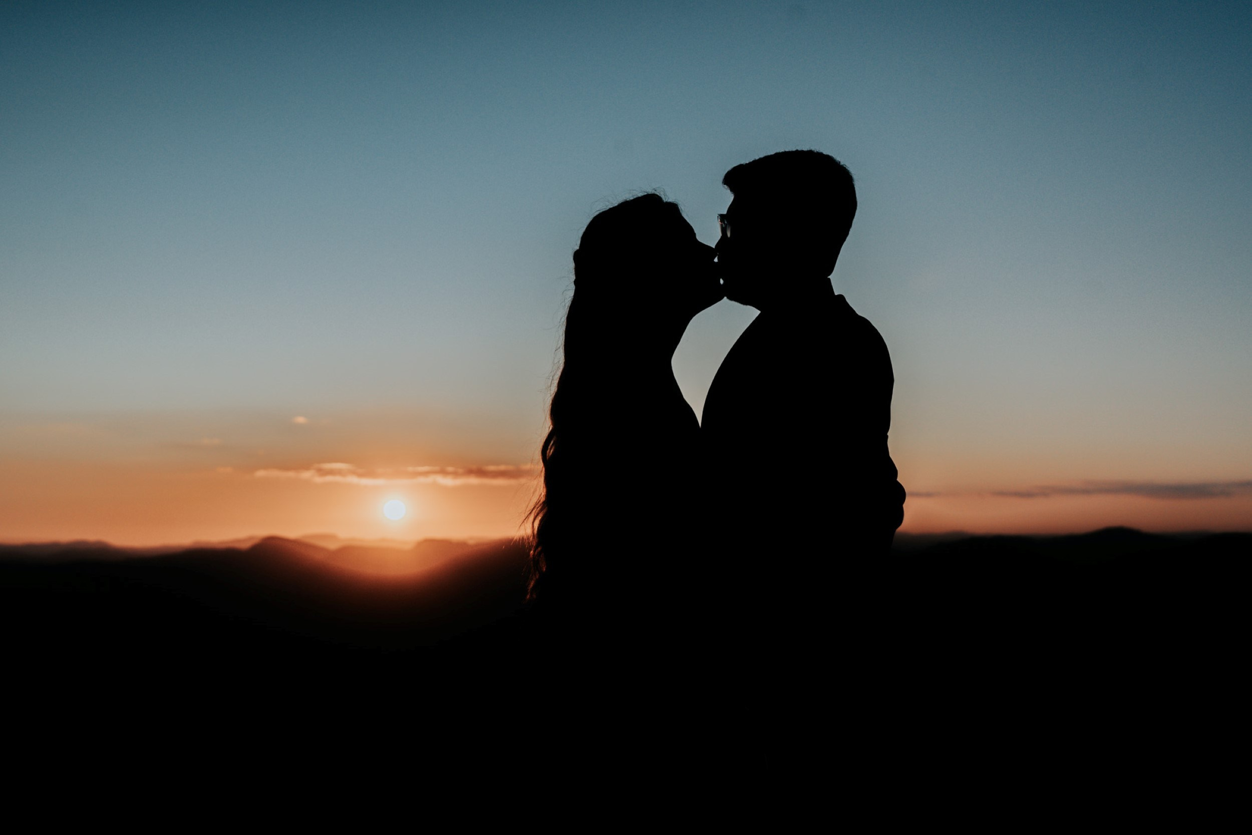 Pré Wedding — Ludmila e André (Monte Verde — MG). Fotógrafo de casamento e Filmmaker de casamento