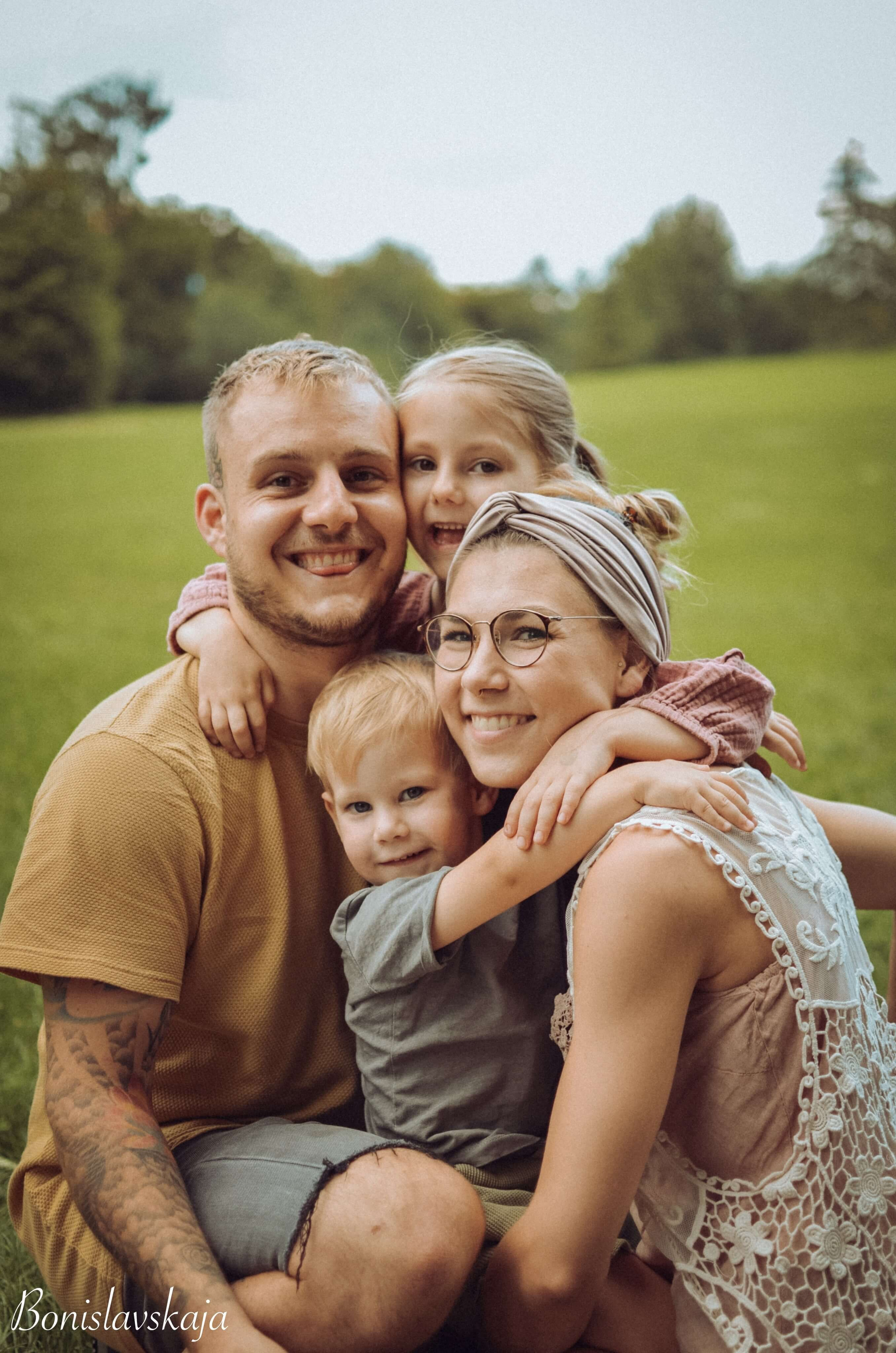 Basti & Melanie. Everwarm Photo and Video Studio