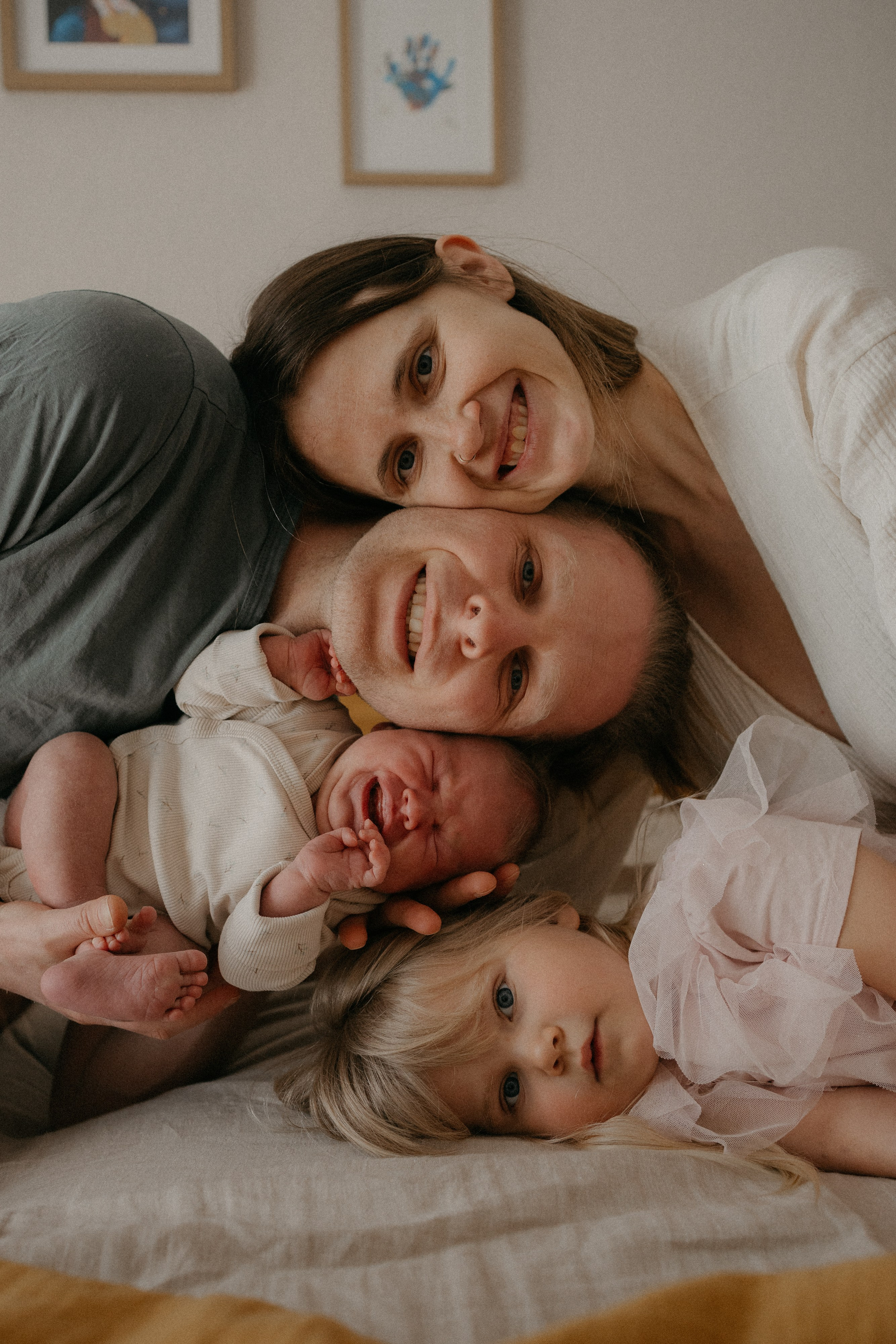 BELONGING. Baby and family photographer in Berlin Vera S