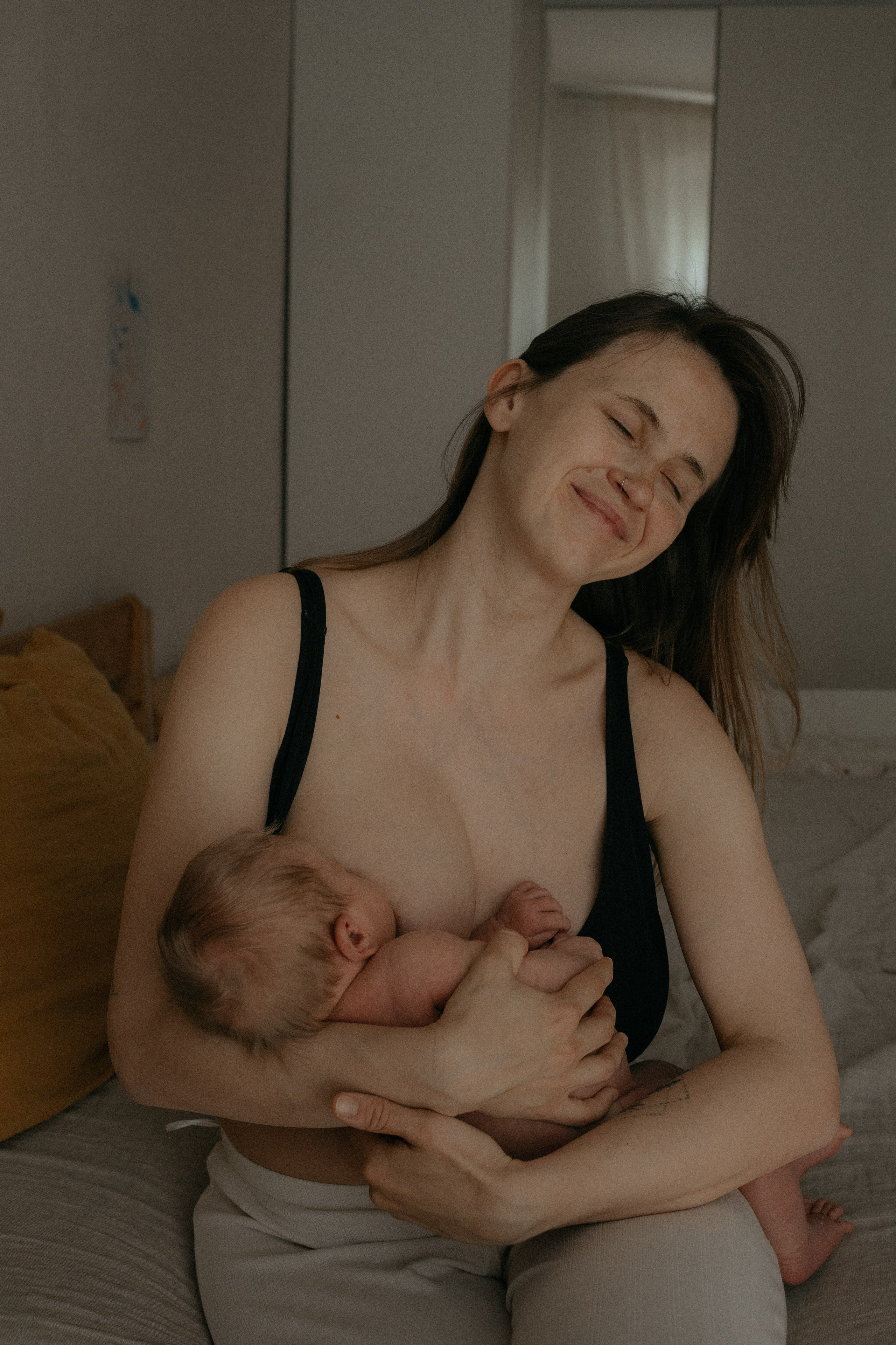BELONGING. Baby and family photographer in Berlin Vera S