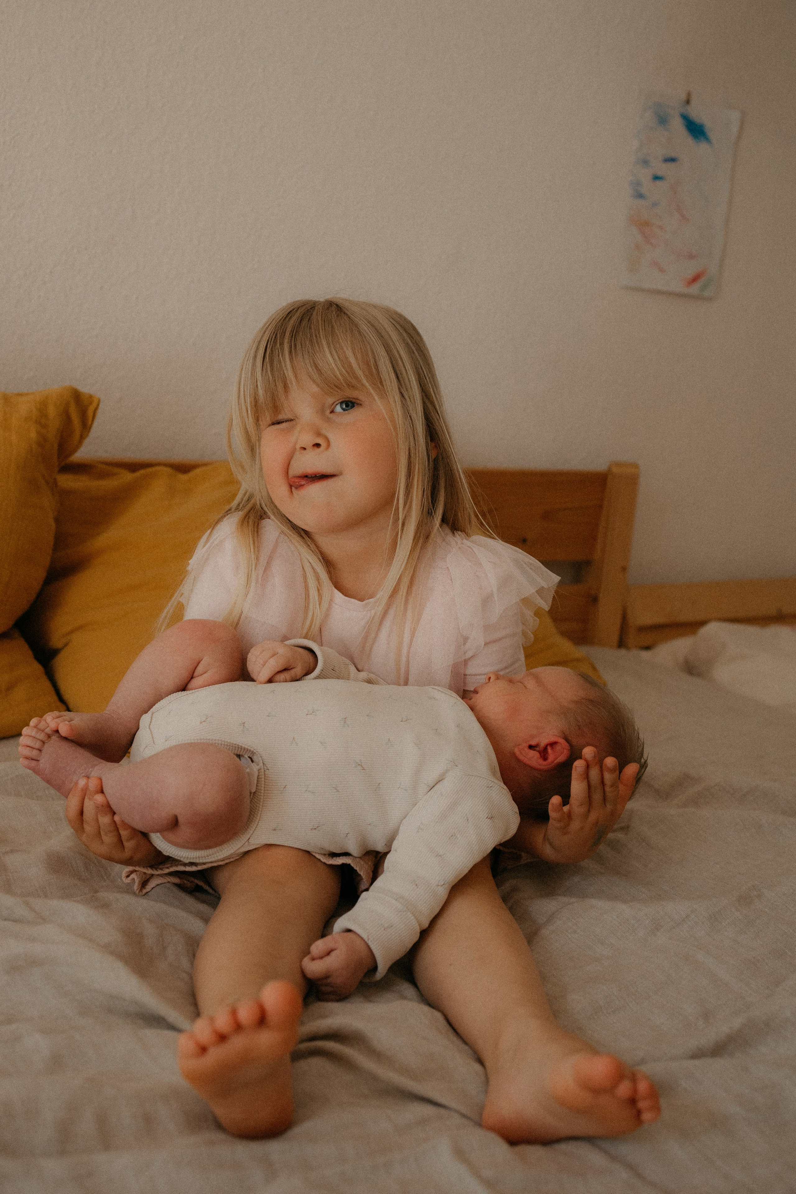 BELONGING. Baby and family photographer in Berlin Vera S